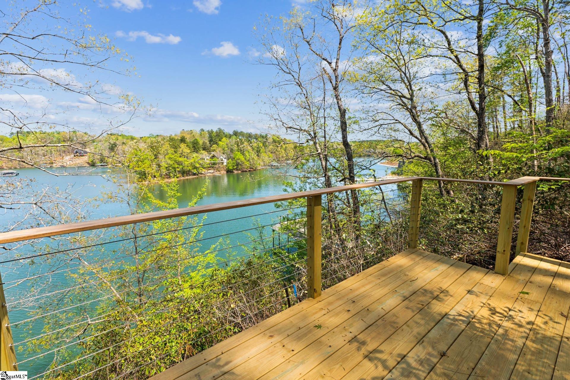 5 Little Keowee Boulevard West Union, SC 29696