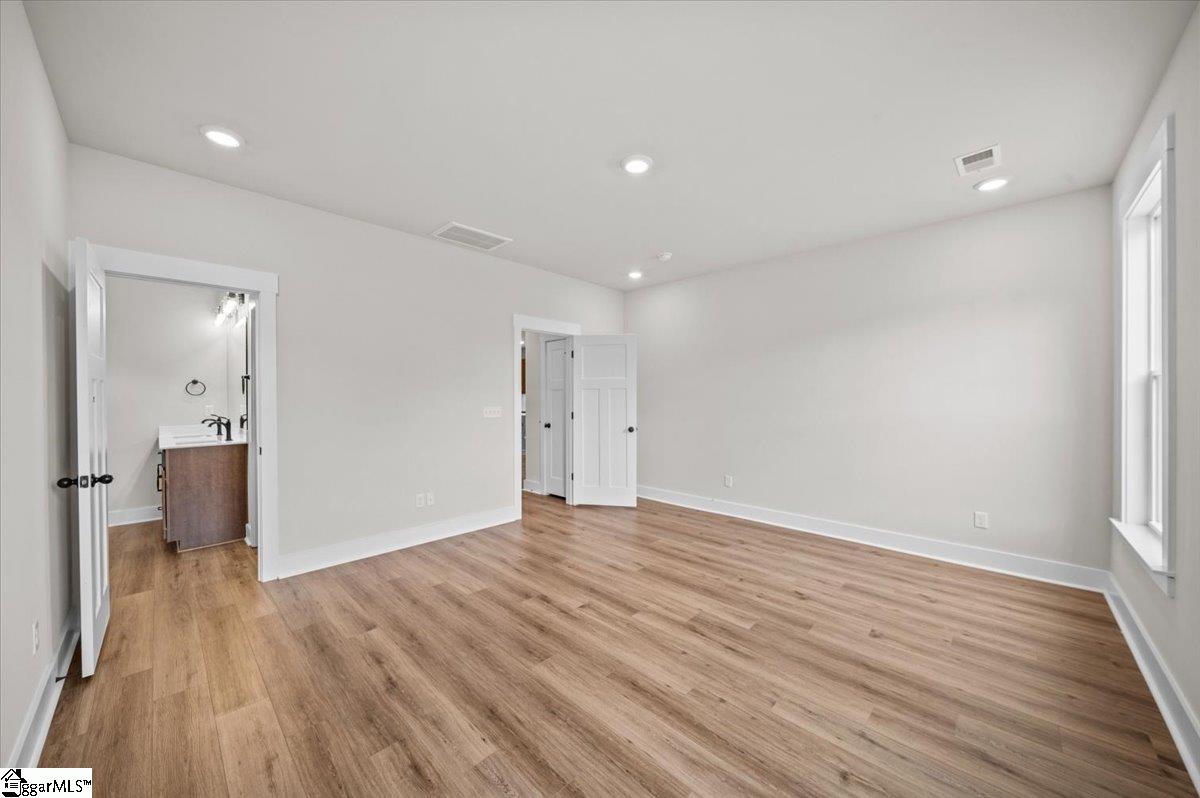 800 Lonsdale Court Woodruff, SC 29388
