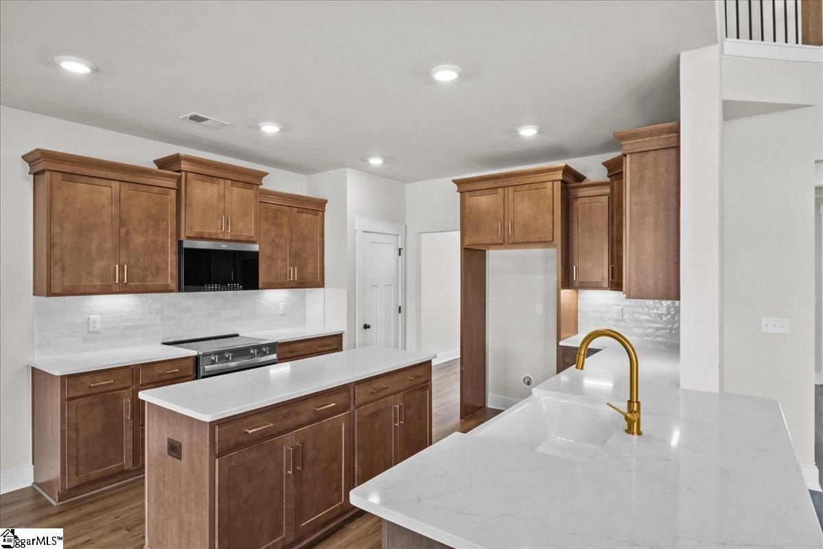 800 Lonsdale Court Woodruff, SC 29388