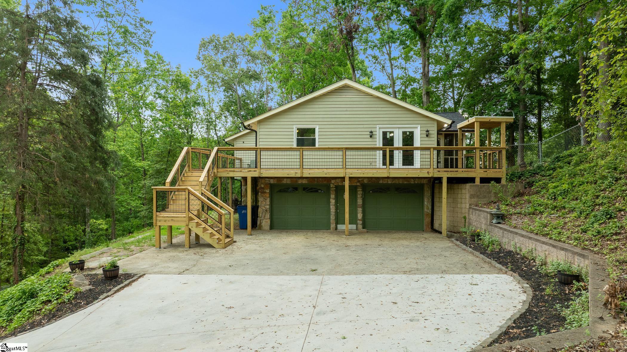 328 Eastcliffe Way Greenville, SC 29611