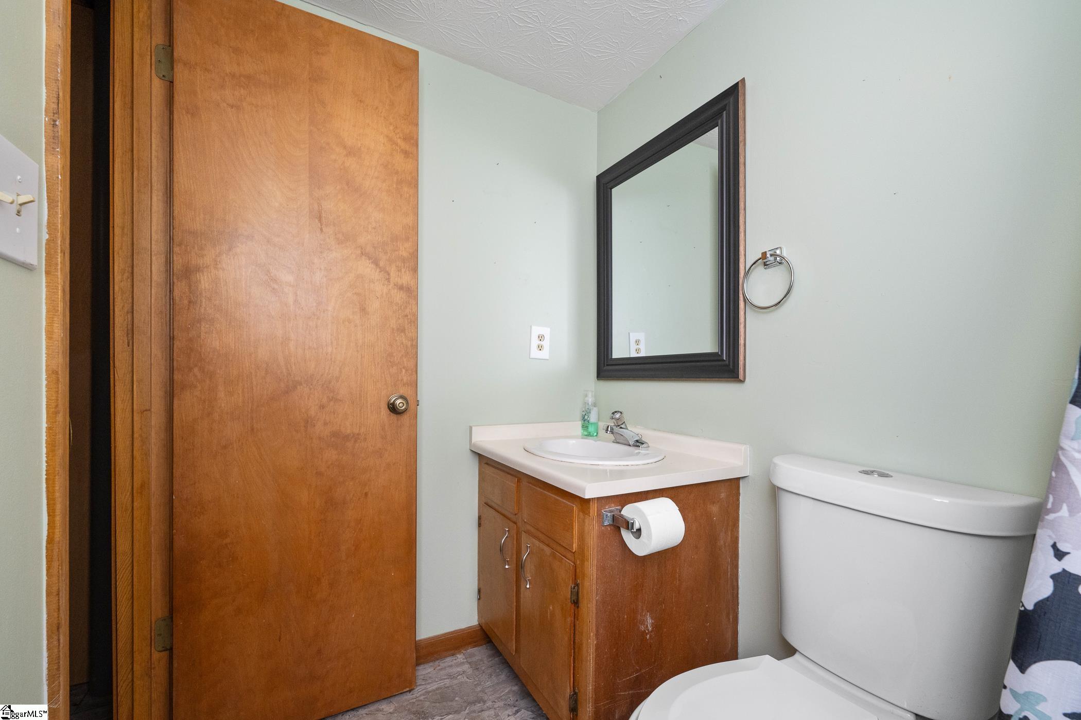 328 Eastcliffe Way Greenville, SC 29611