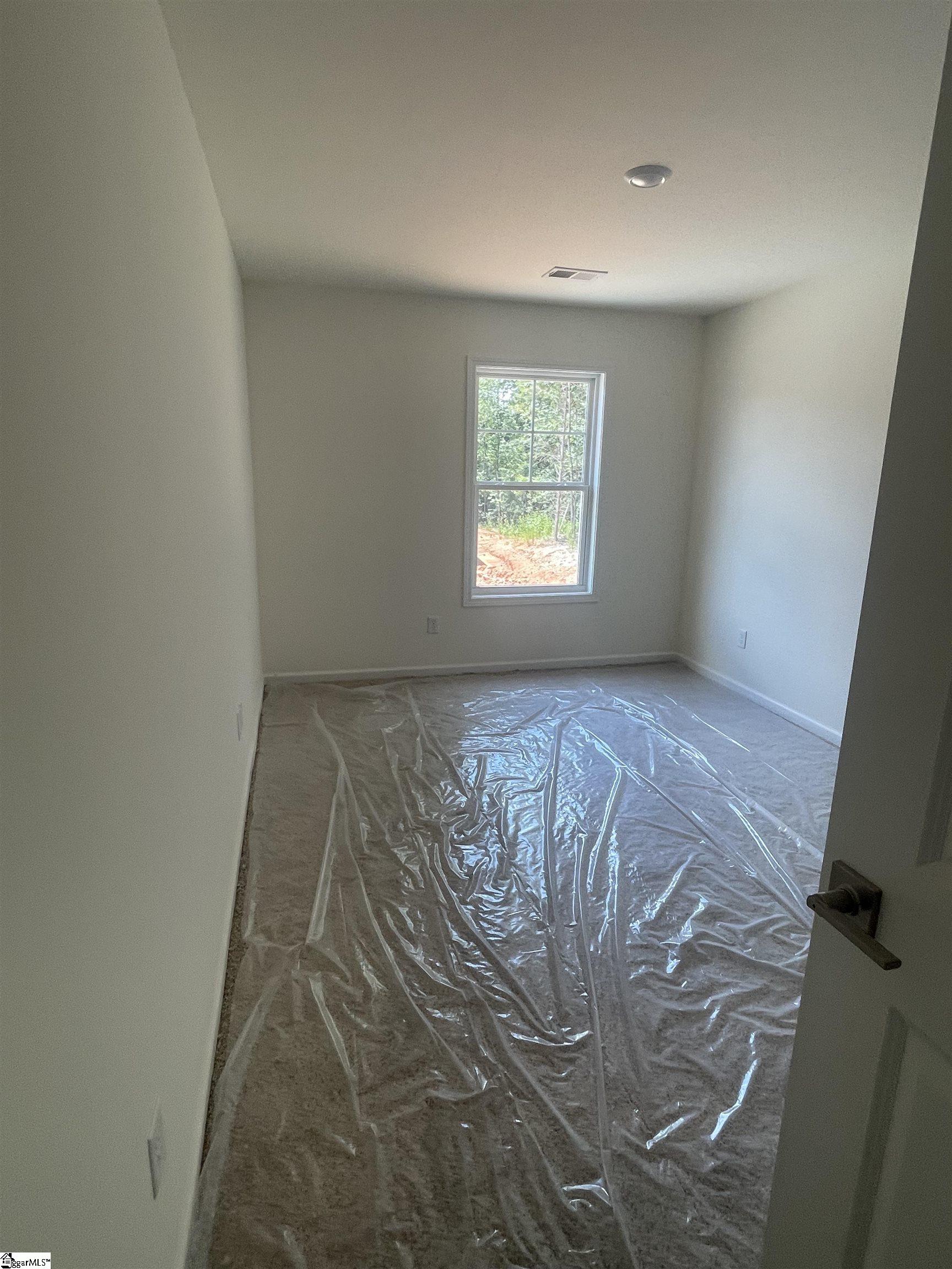 2 Sweetgrass Street Central, SC 29630