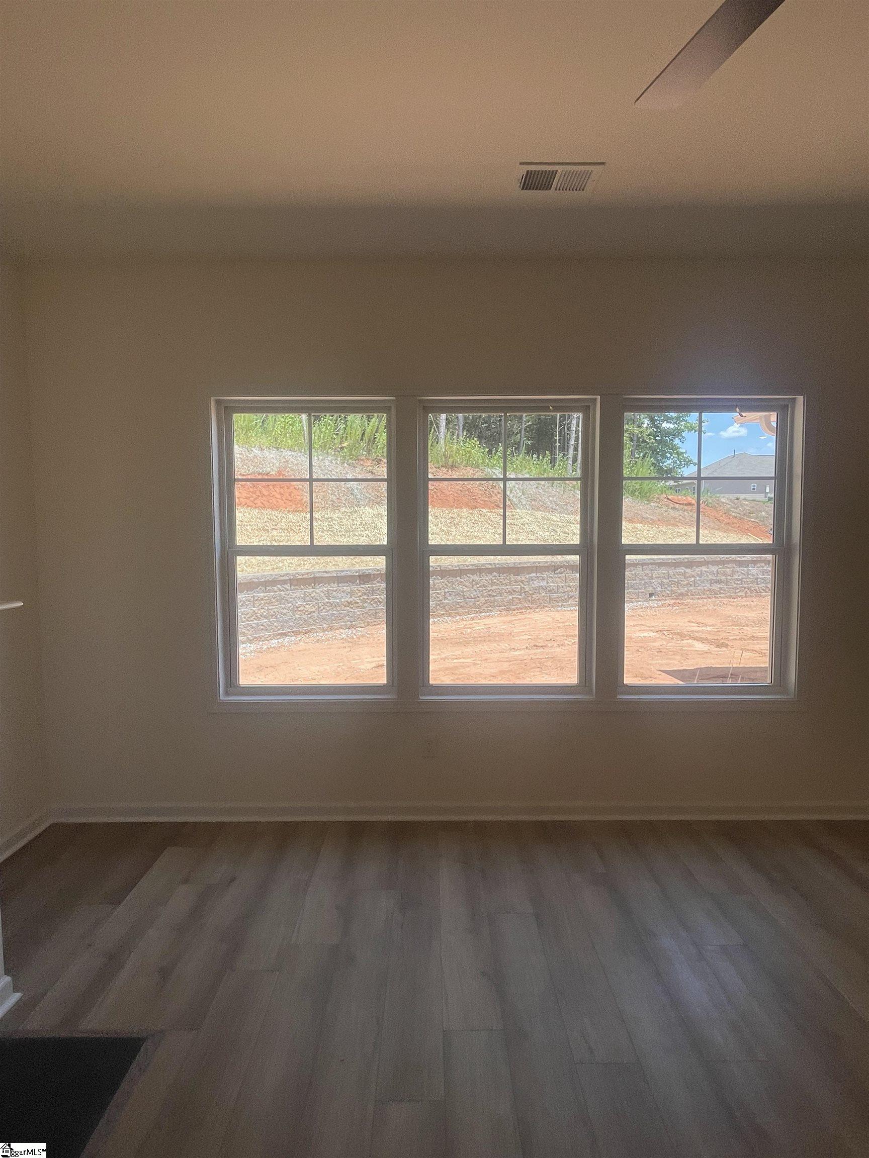 2 Sweetgrass Street Central, SC 29630