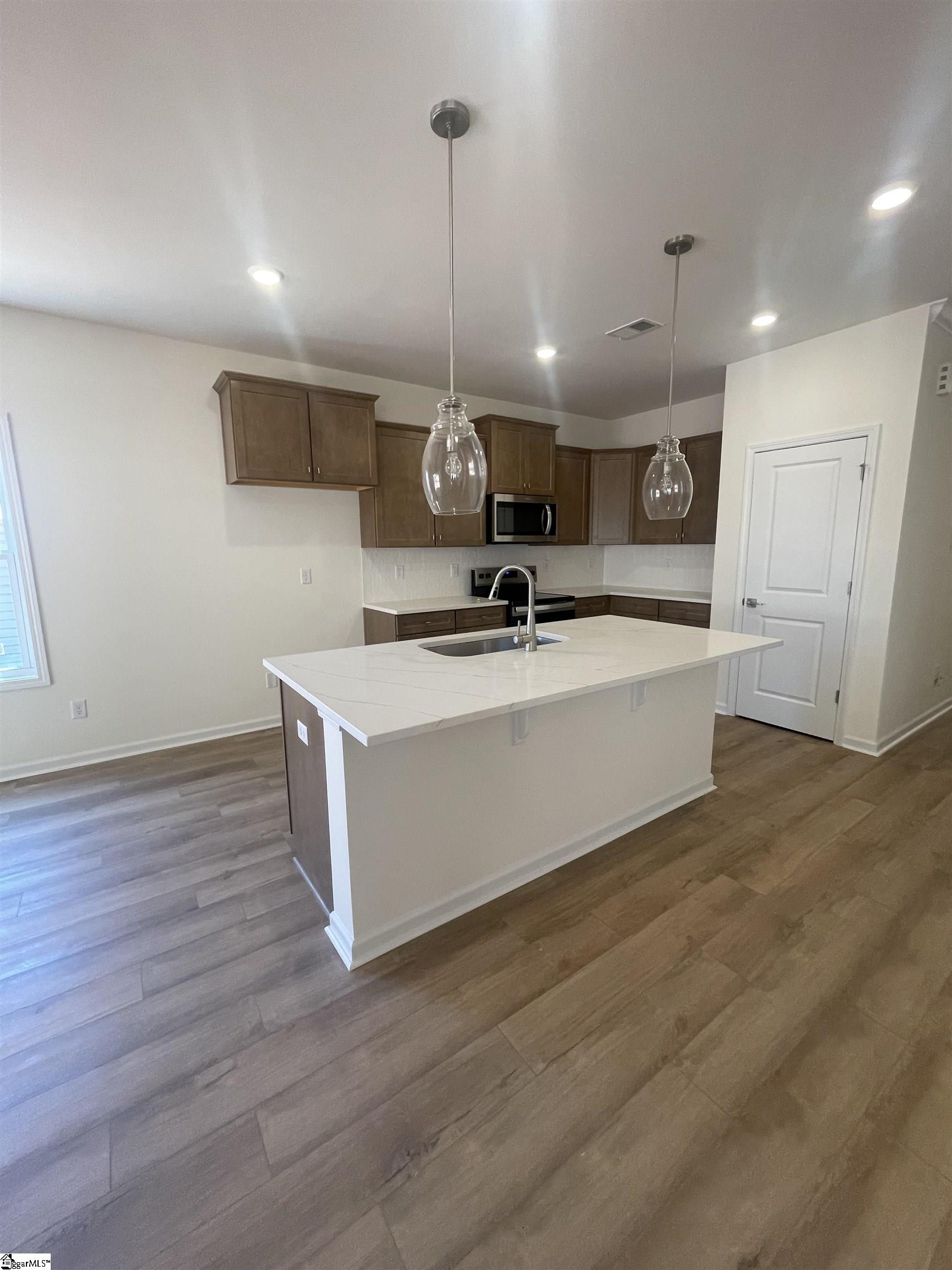 2 Sweetgrass Street Central, SC 29630