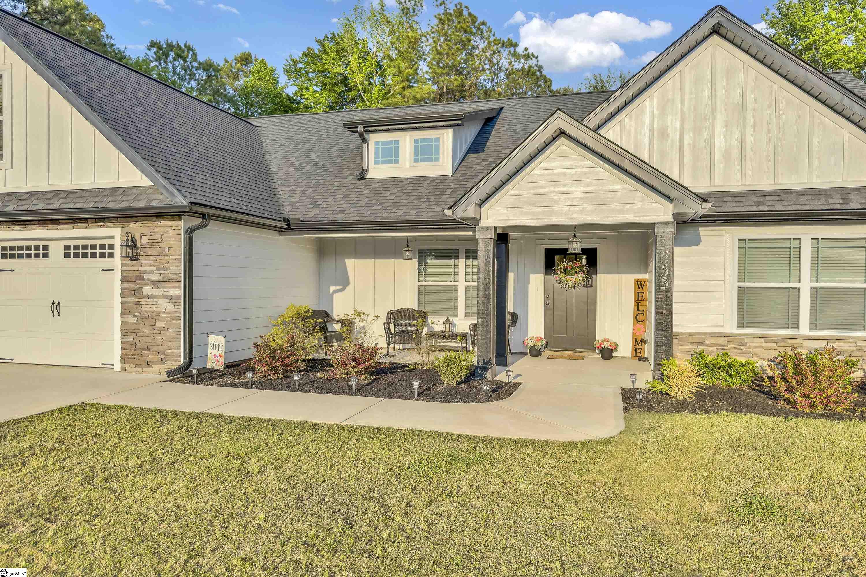 555 Canewood Lane Campobello, SC 29322