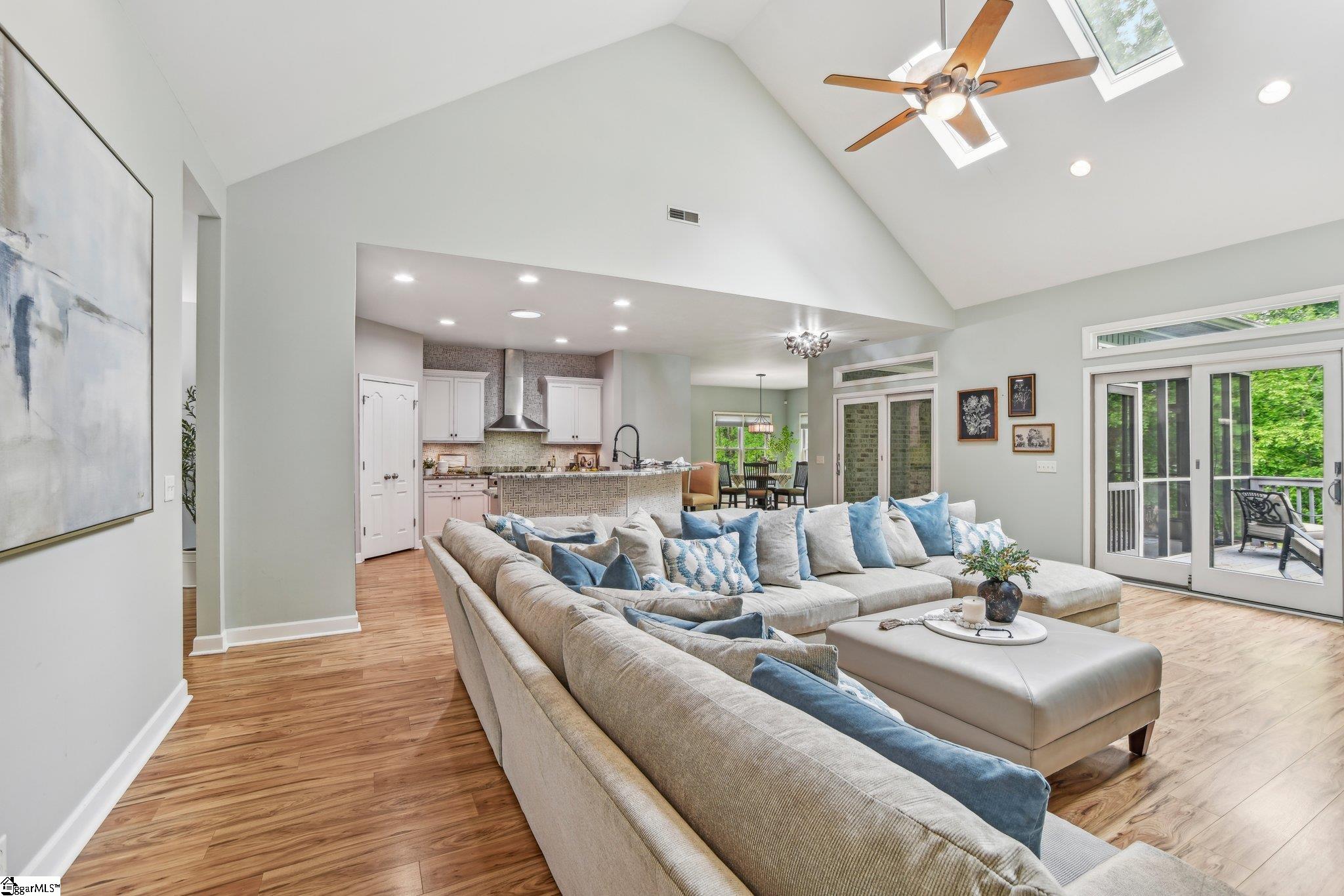 114 Walnut Creek Way Greenville, SC 29611