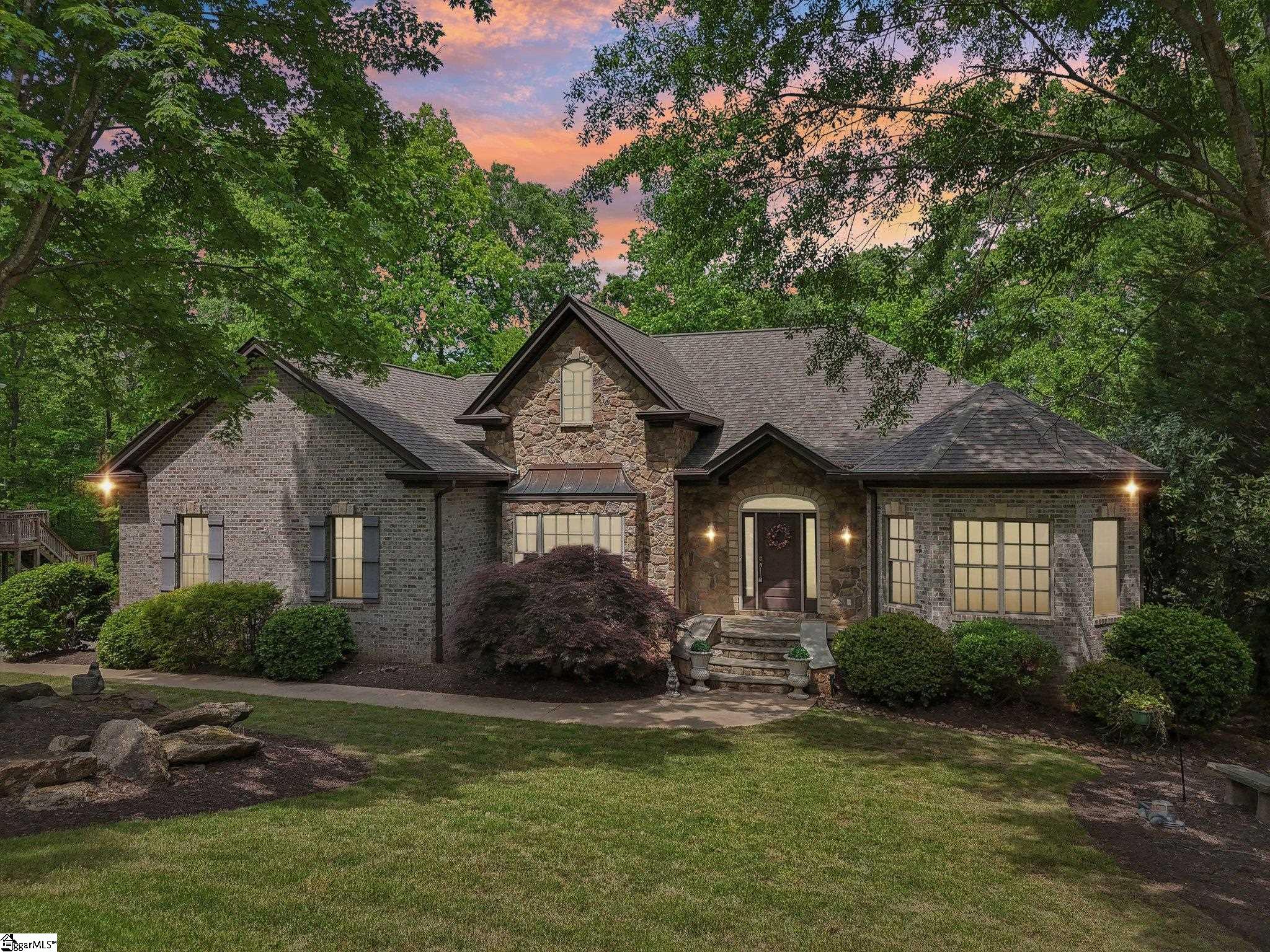 114 Walnut Creek Way Greenville, SC 29611