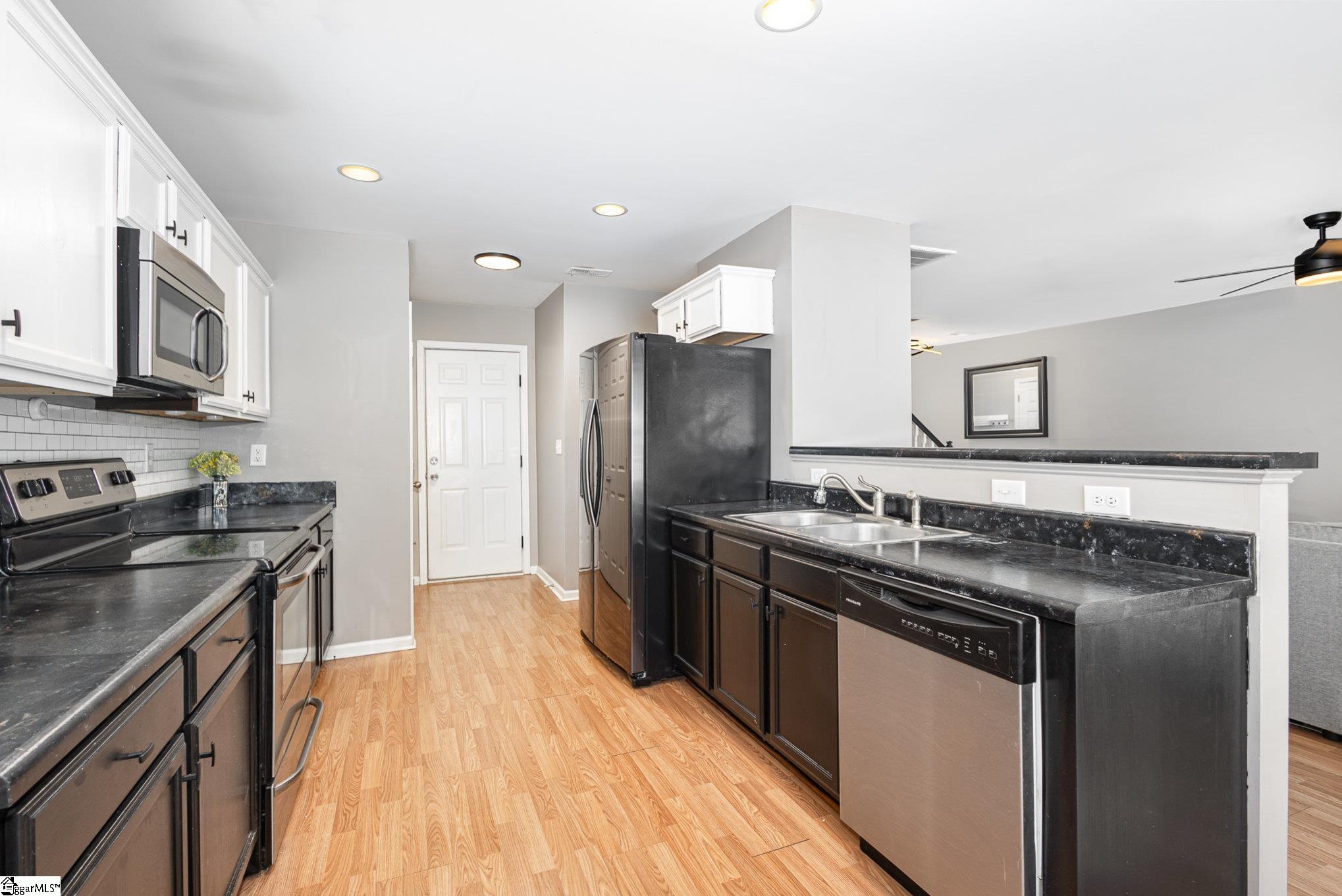 301 Glenlea Lane Greenville, SC 29617