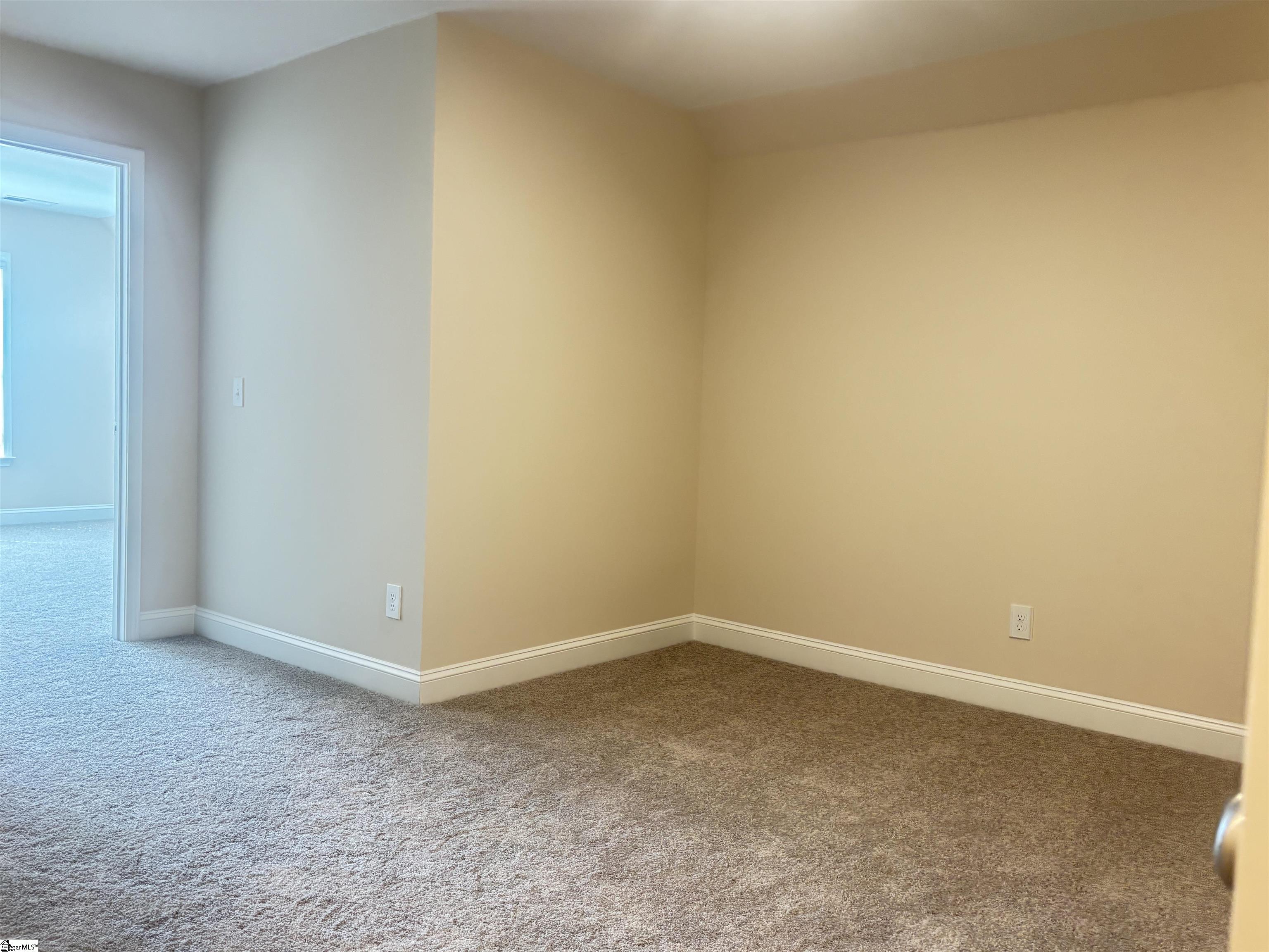 6033 Peregrine Lane Greer, SC 29651