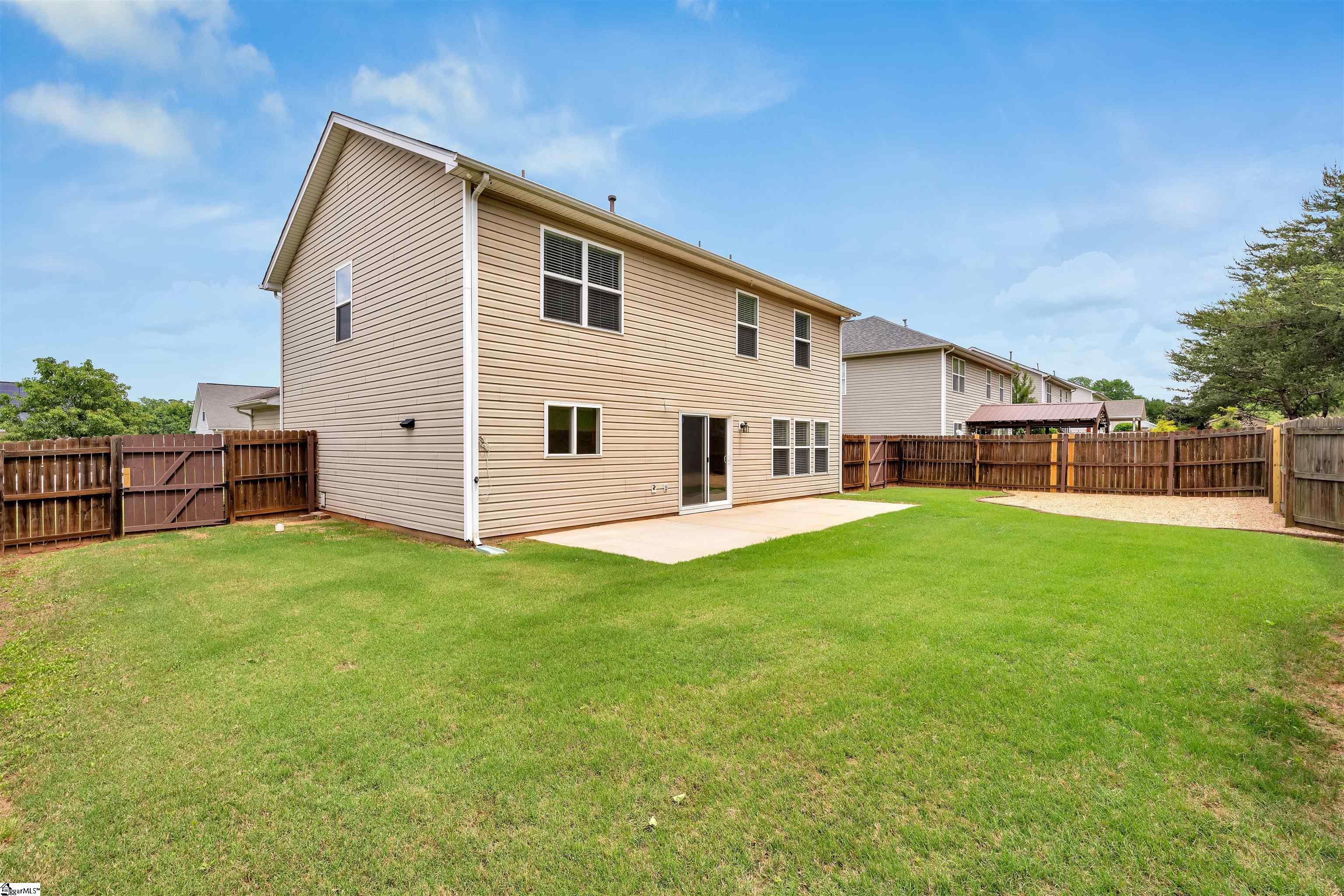 161 Stonewood Crossing Drive Boiling Springs, SC 29316