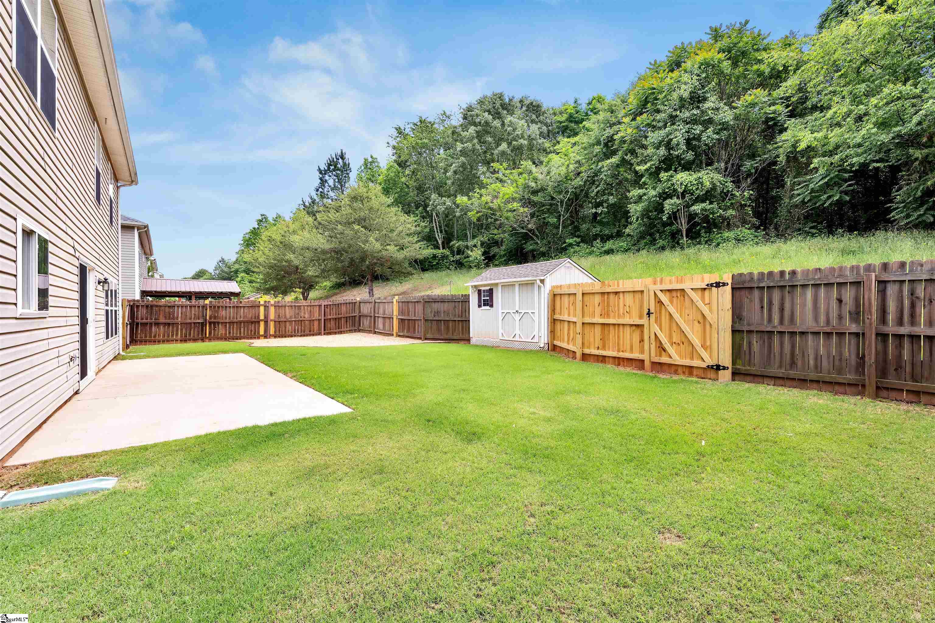 161 Stonewood Crossing Drive Boiling Springs, SC 29316