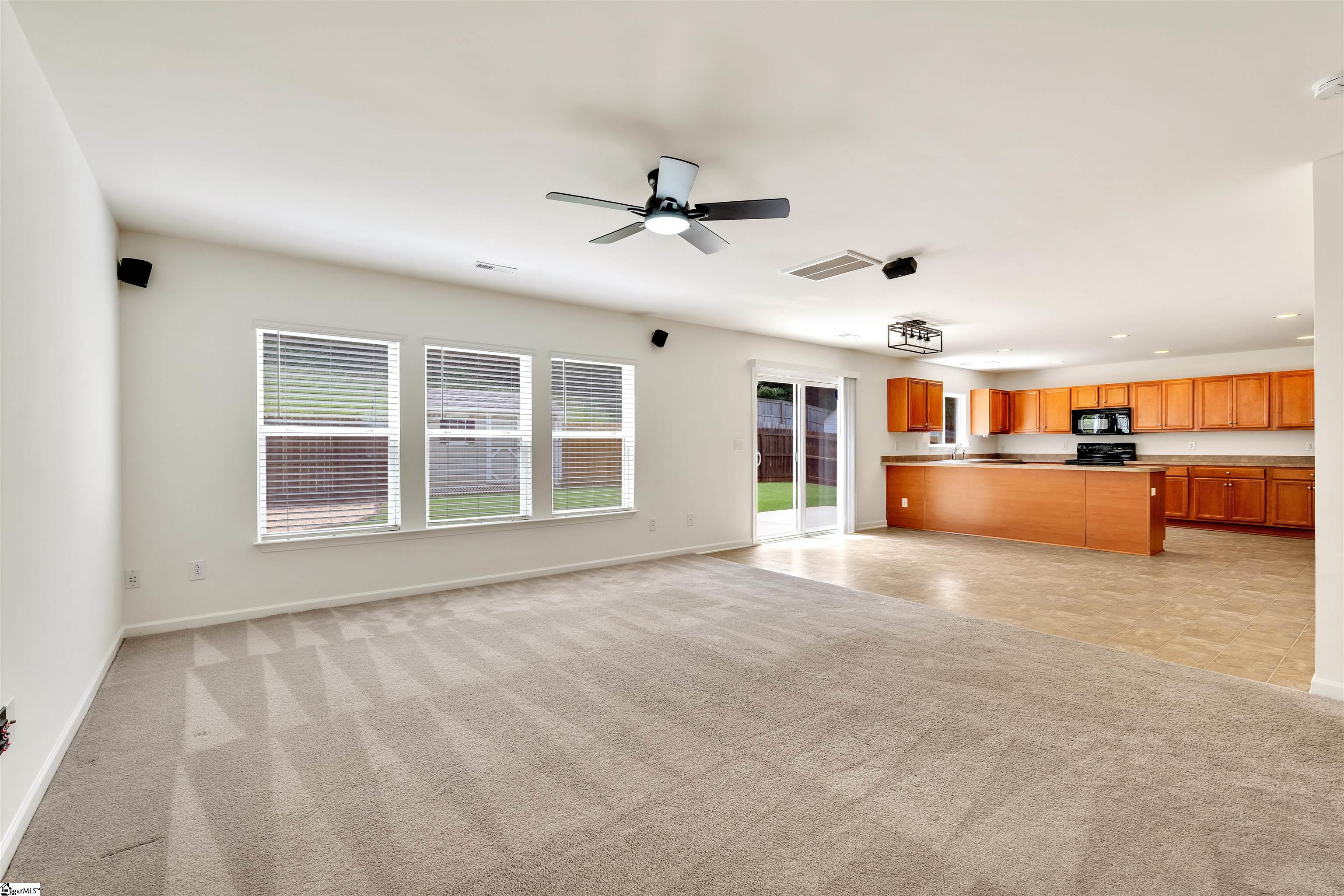 161 Stonewood Crossing Drive Boiling Springs, SC 29316