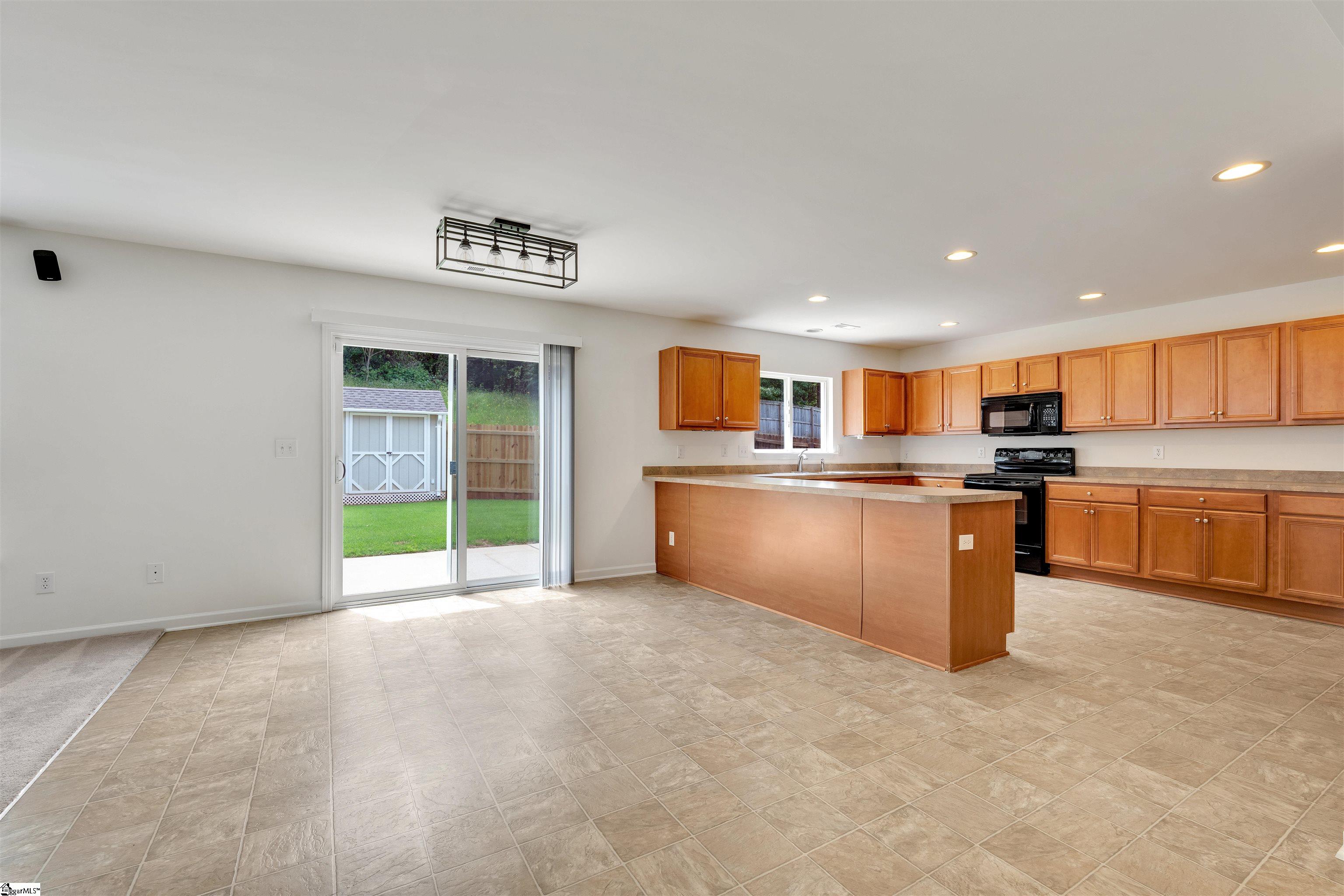 161 Stonewood Crossing Drive Boiling Springs, SC 29316