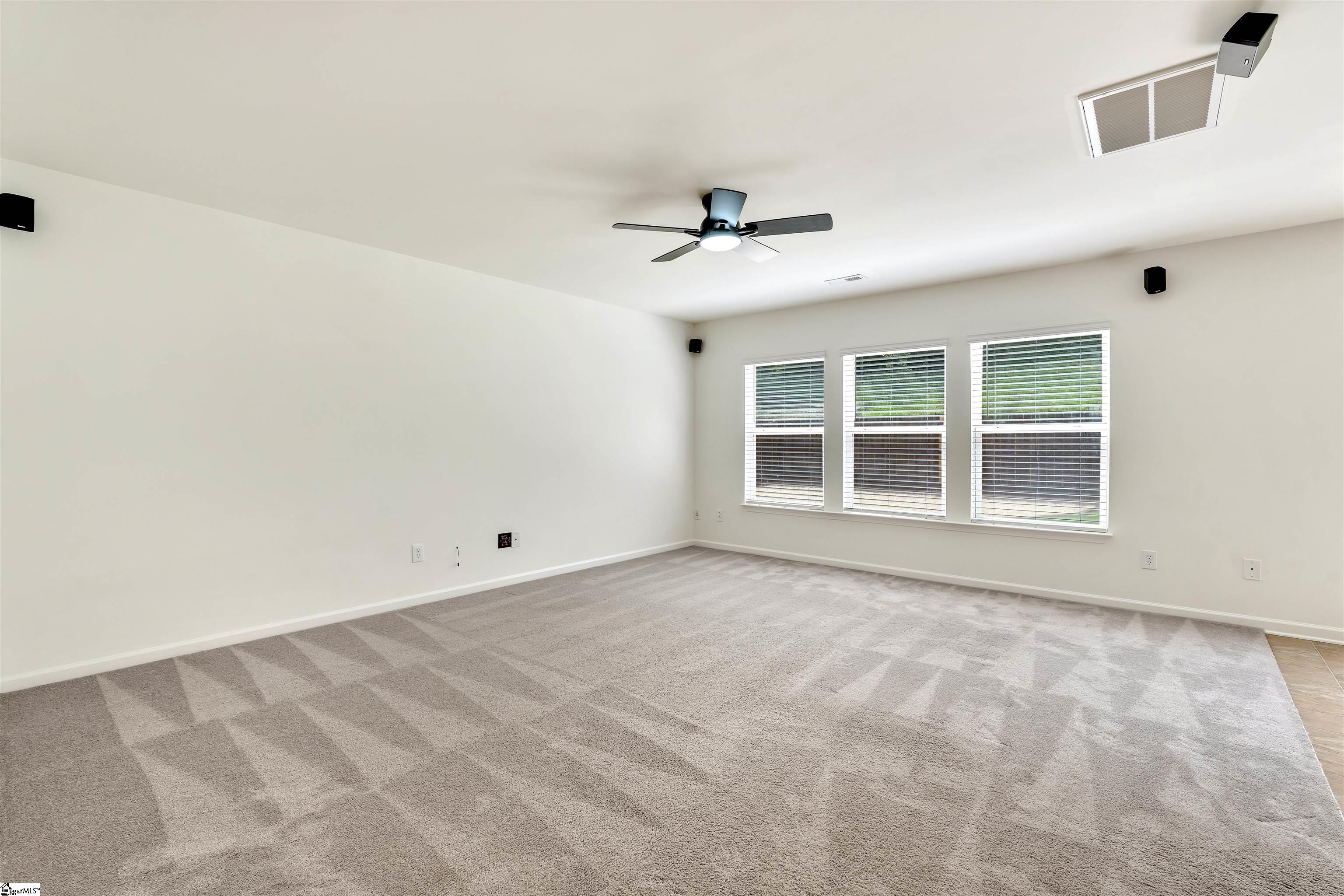 161 Stonewood Crossing Drive Boiling Springs, SC 29316