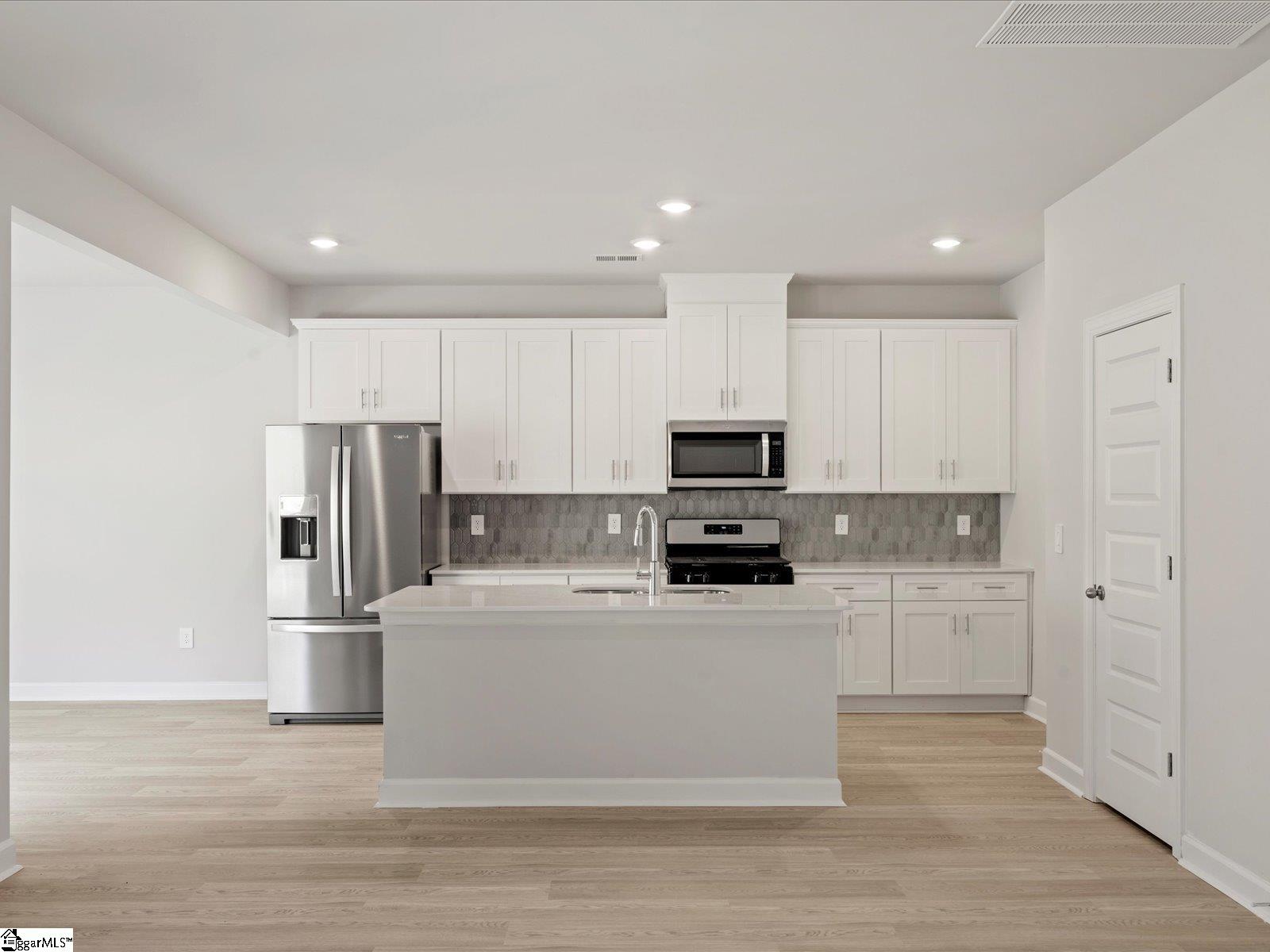 825 Landward Court Spartanburg, SC 29301