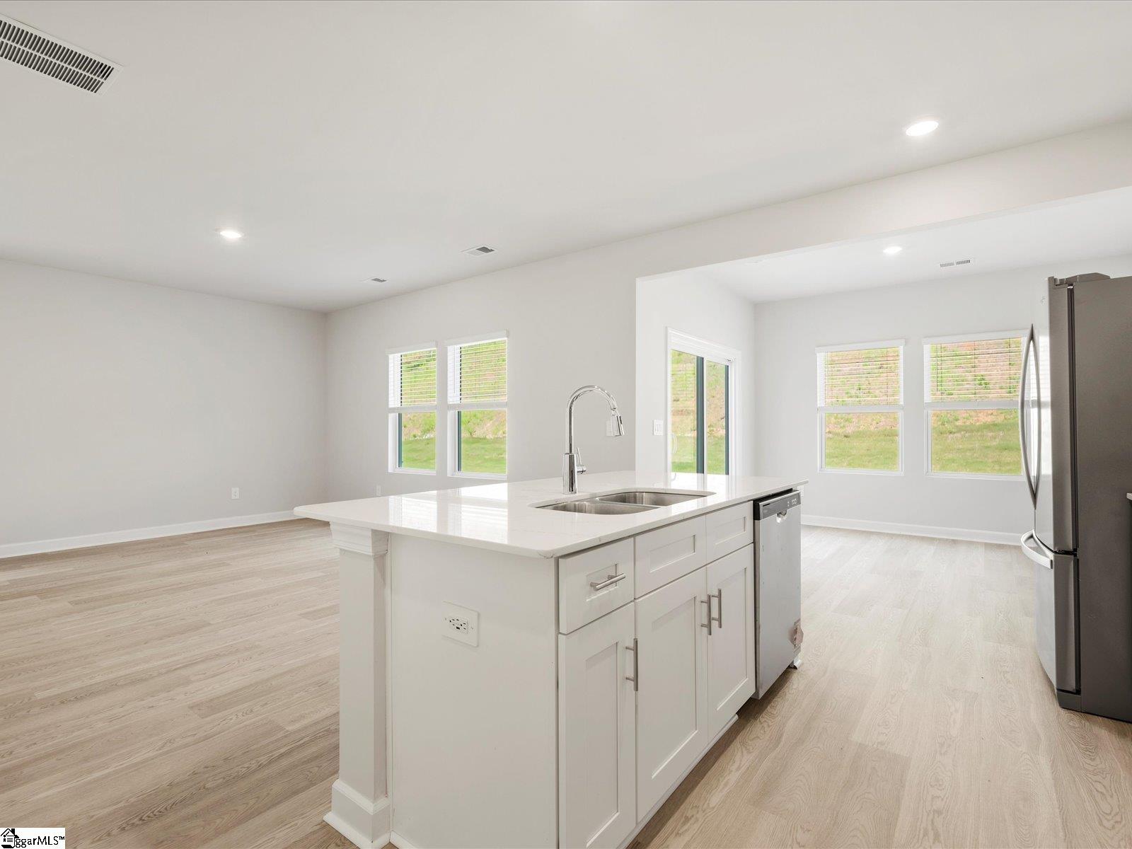825 Landward Court Spartanburg, SC 29301