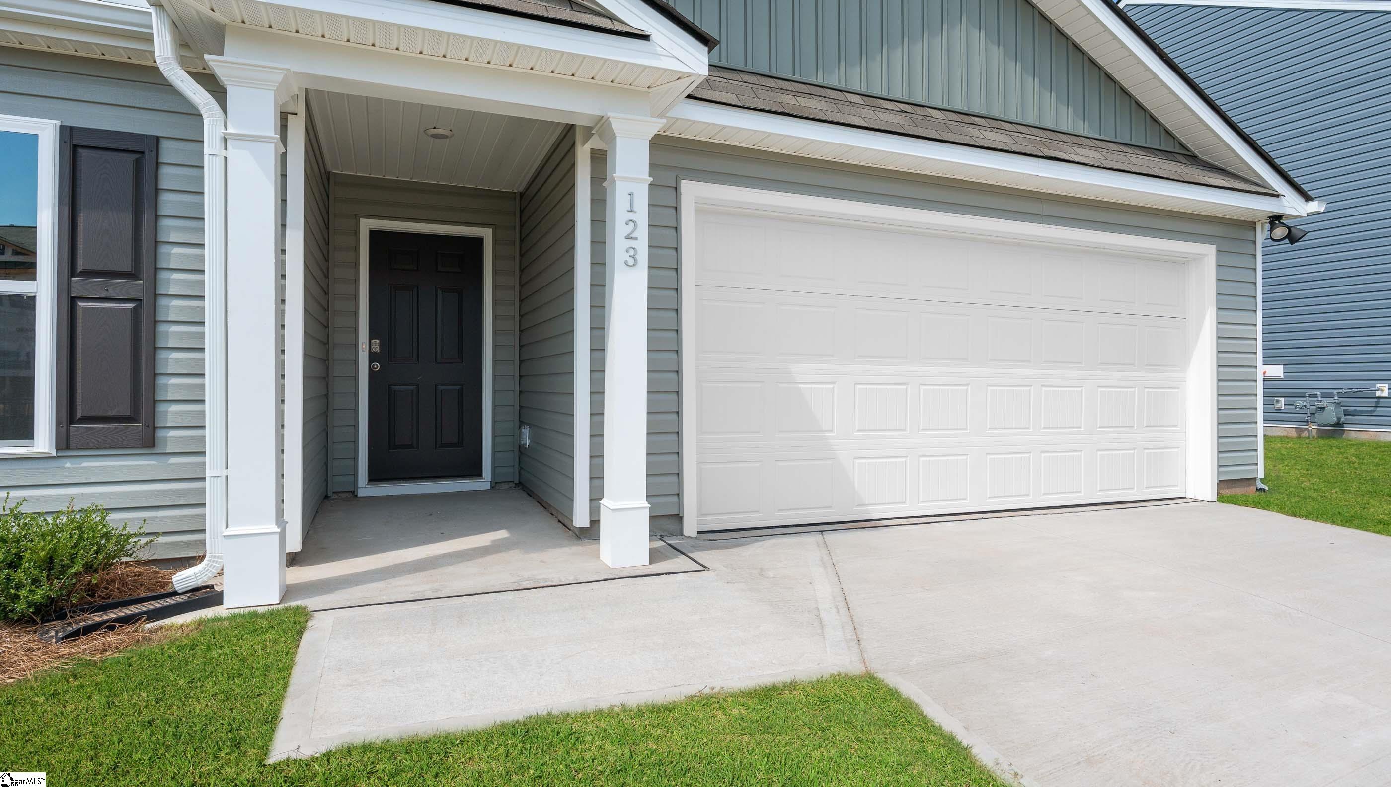 123 Elgin Drive Laurens, SC 29360