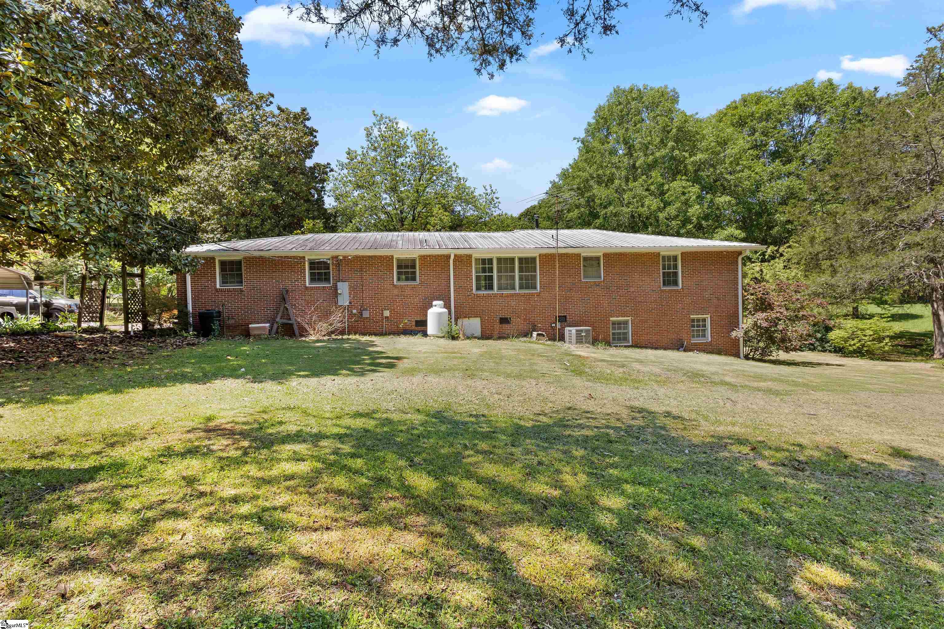 1211 Old Pelzer Road Piedmont, SC 29673
