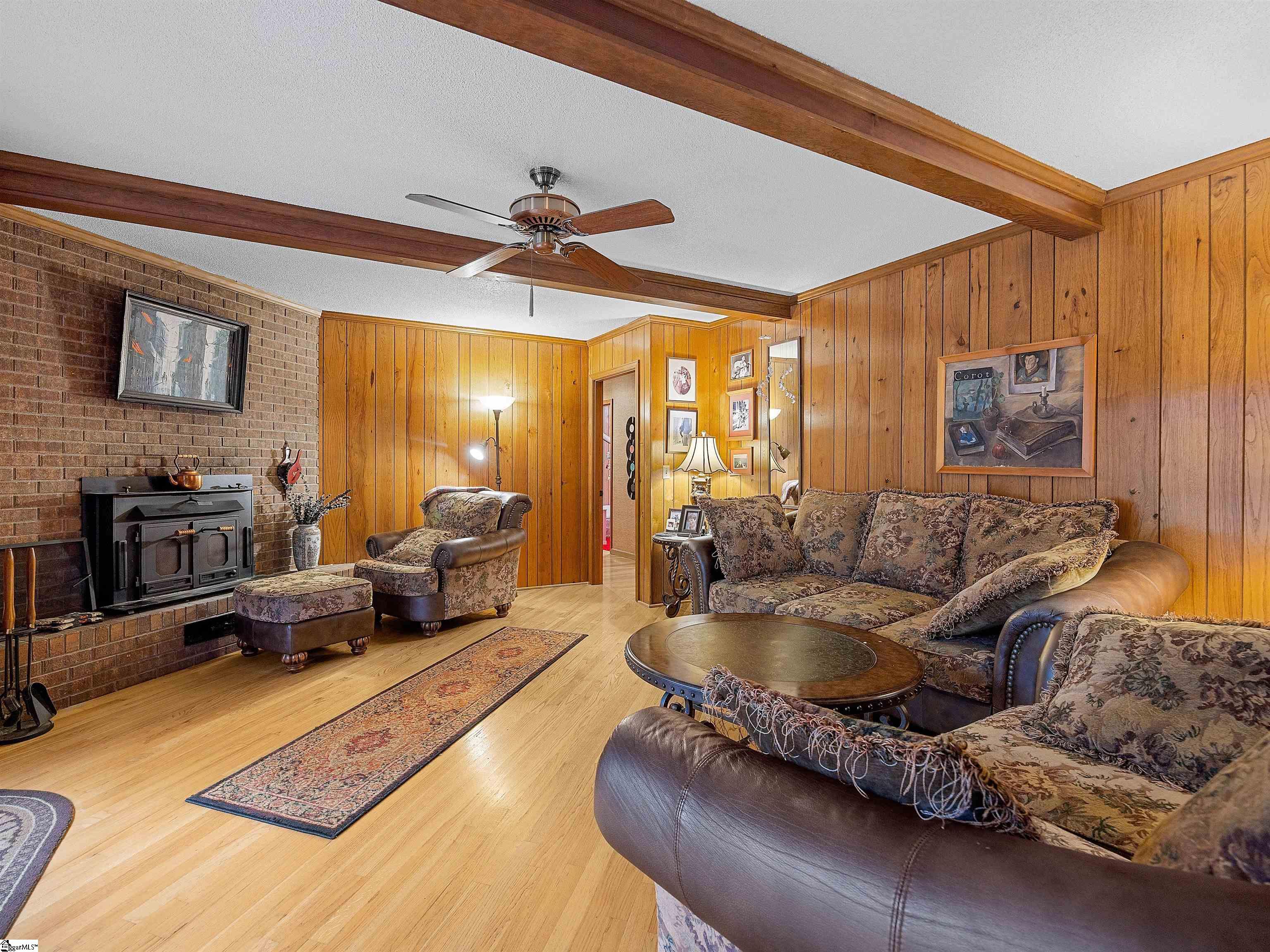 132 Rosecrest Road Spartanburg, SC 29303