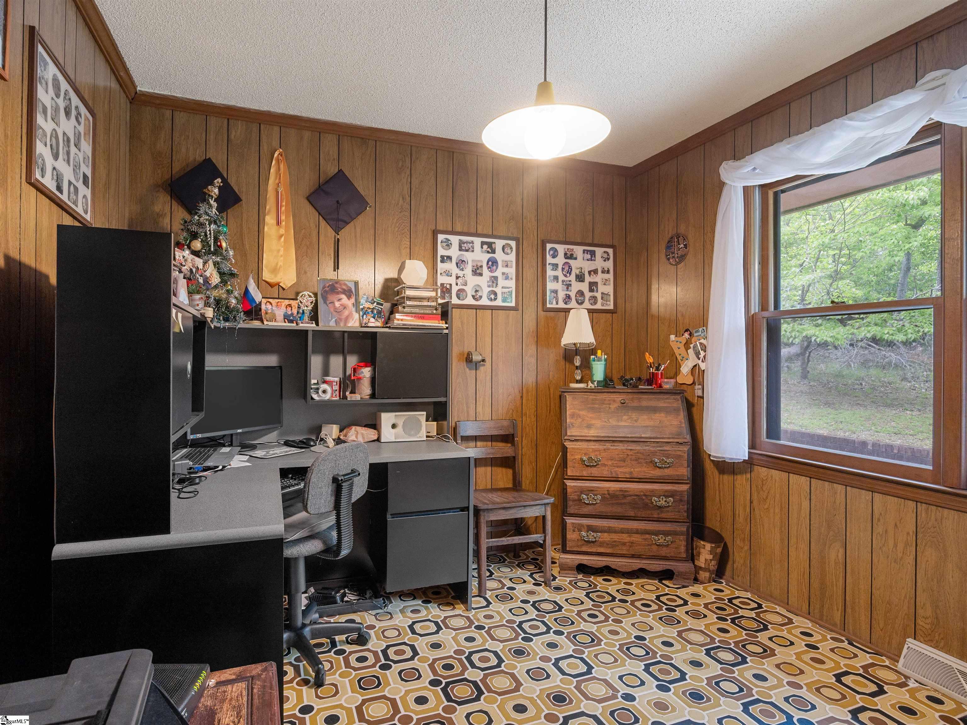 132 Rosecrest Road Spartanburg, SC 29303