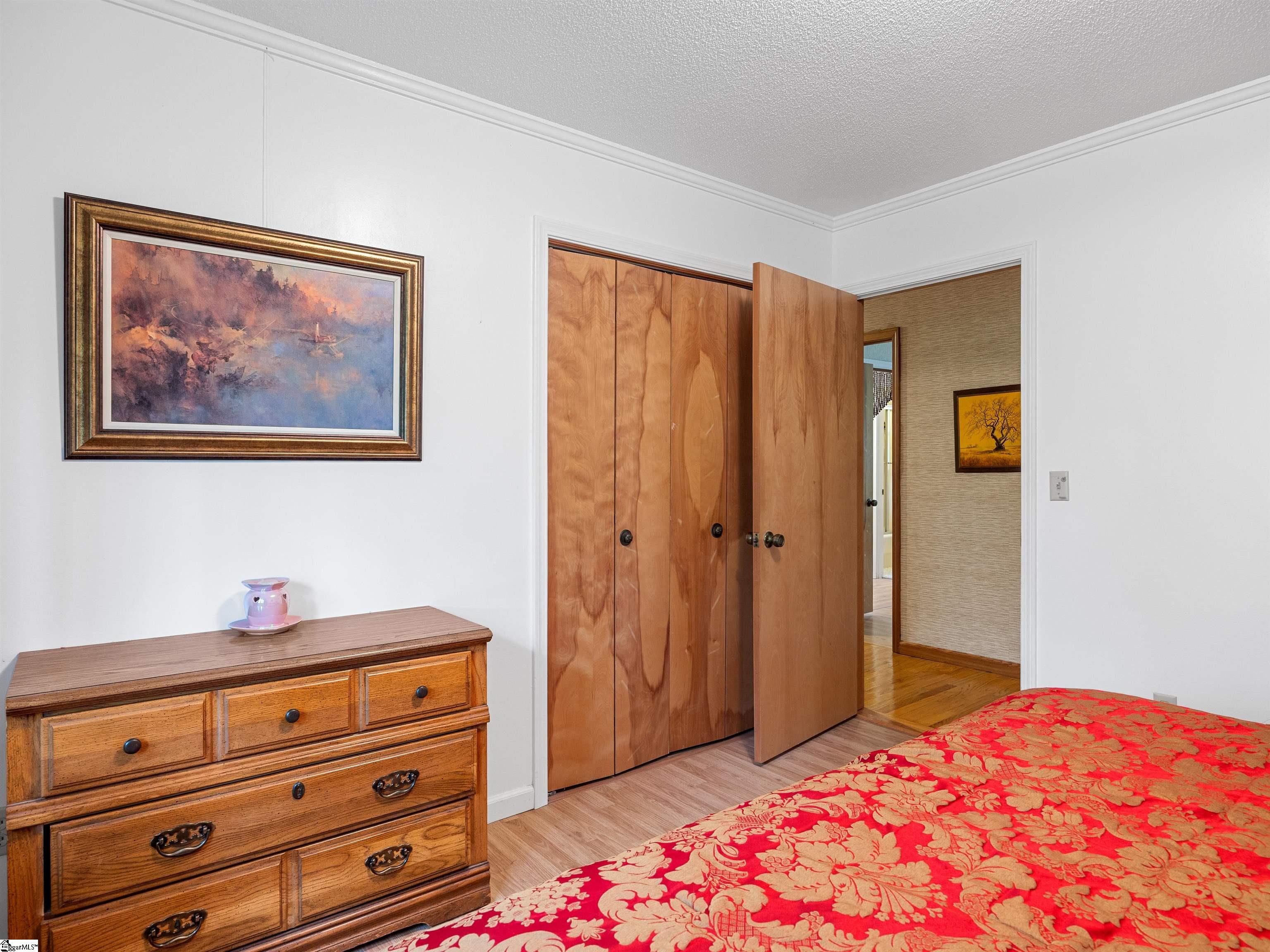 132 Rosecrest Road Spartanburg, SC 29303