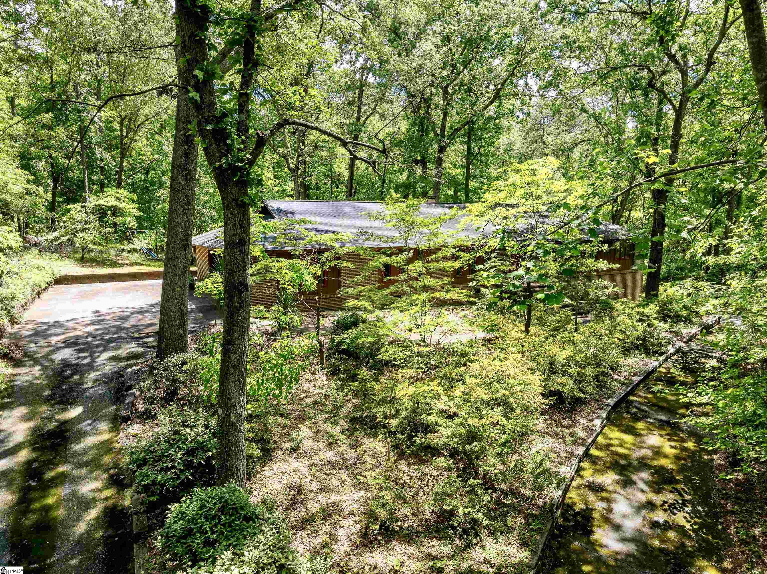 132 Rosecrest Road Spartanburg, SC 29303