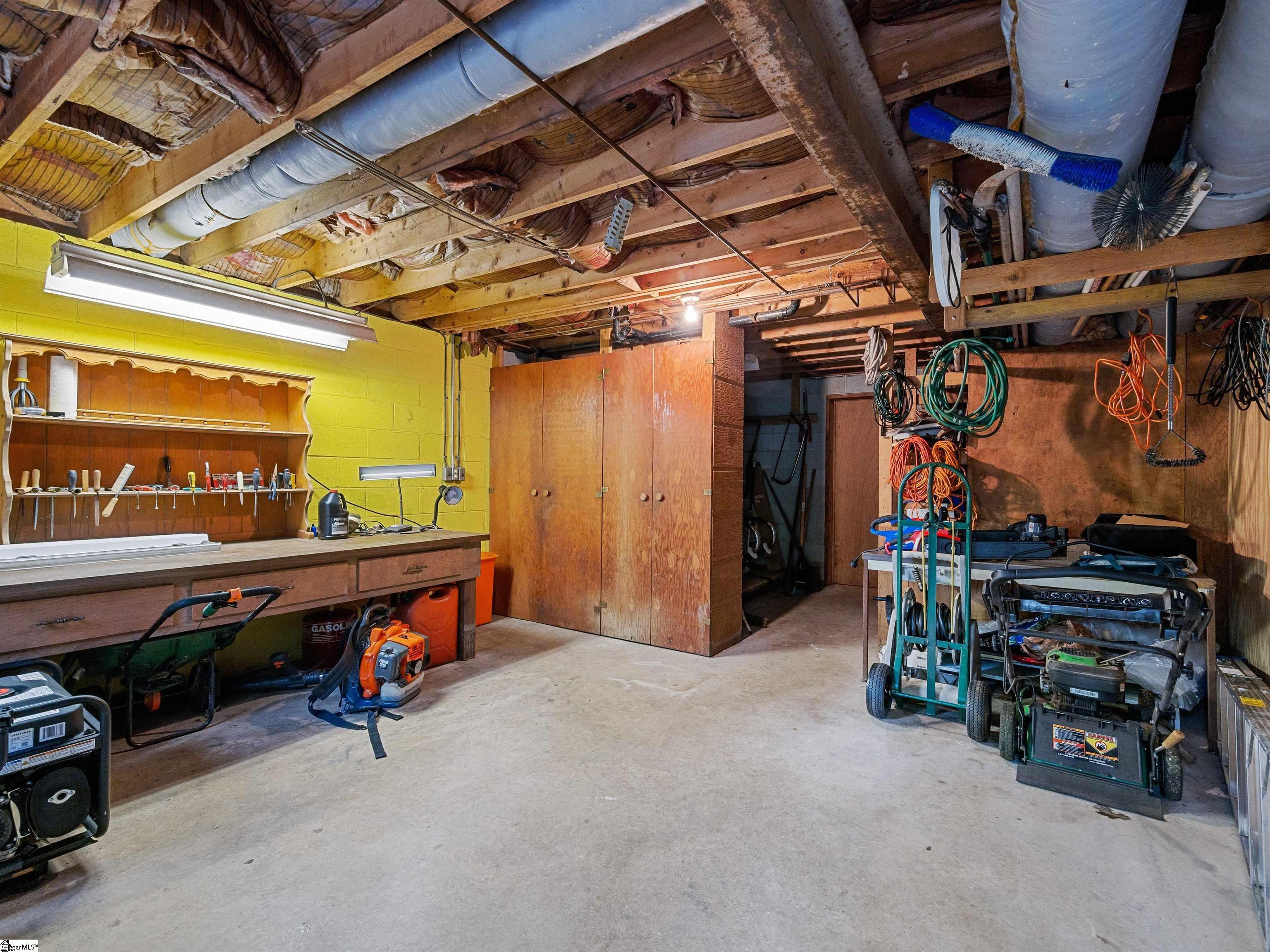 132 Rosecrest Road Spartanburg, SC 29303