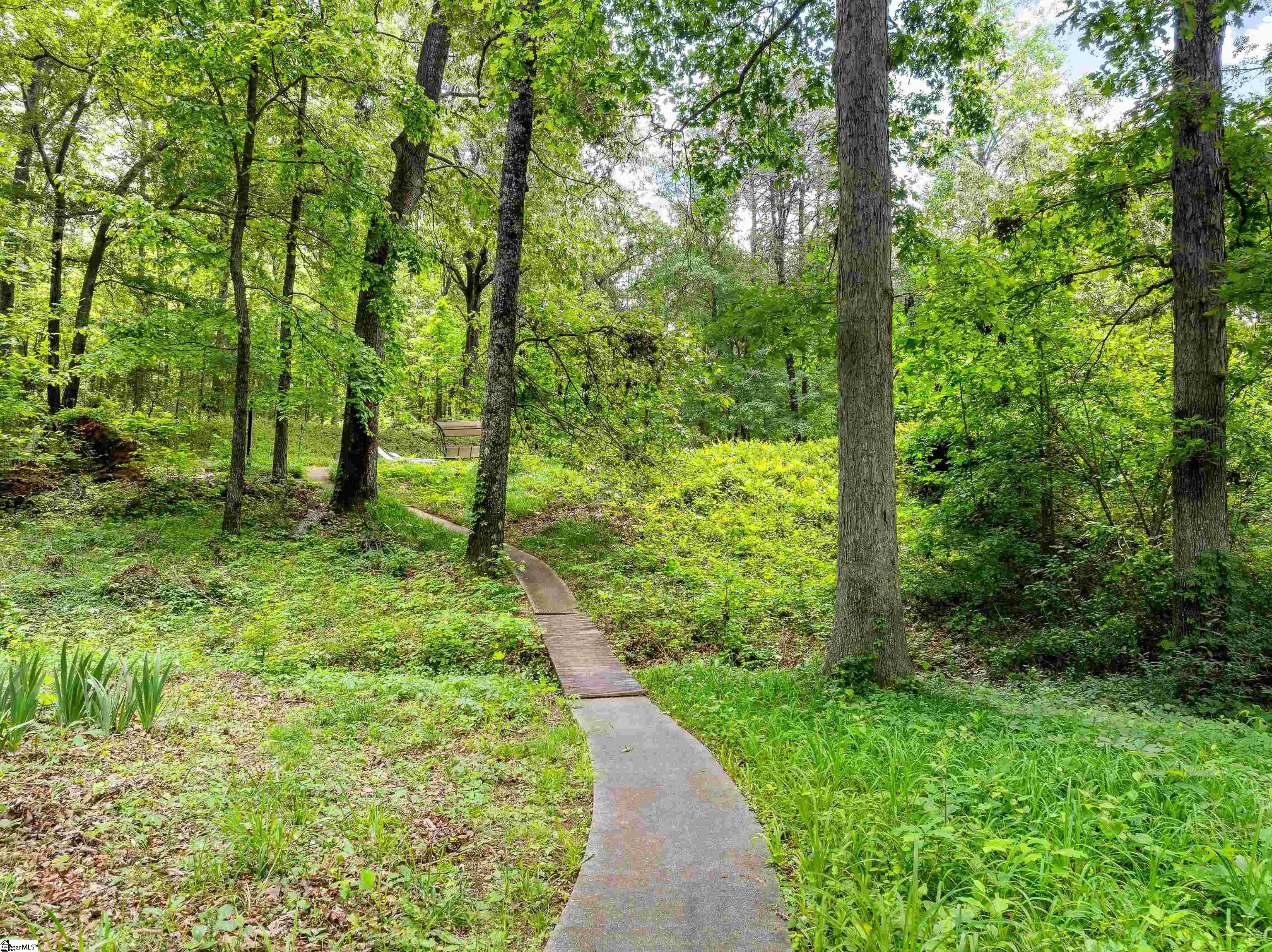 132 Rosecrest Road Spartanburg, SC 29303