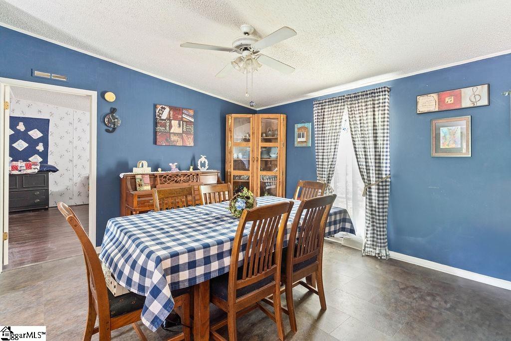 690 Farms Bridge Road Inman, SC 29349