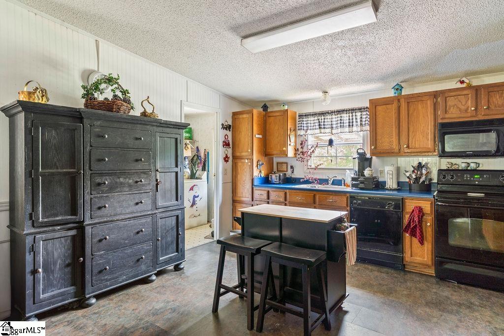 690 Farms Bridge Road Inman, SC 29349
