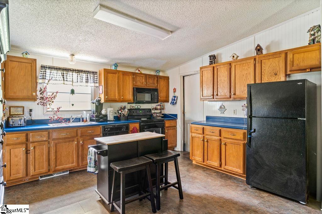 690 Farms Bridge Road Inman, SC 29349