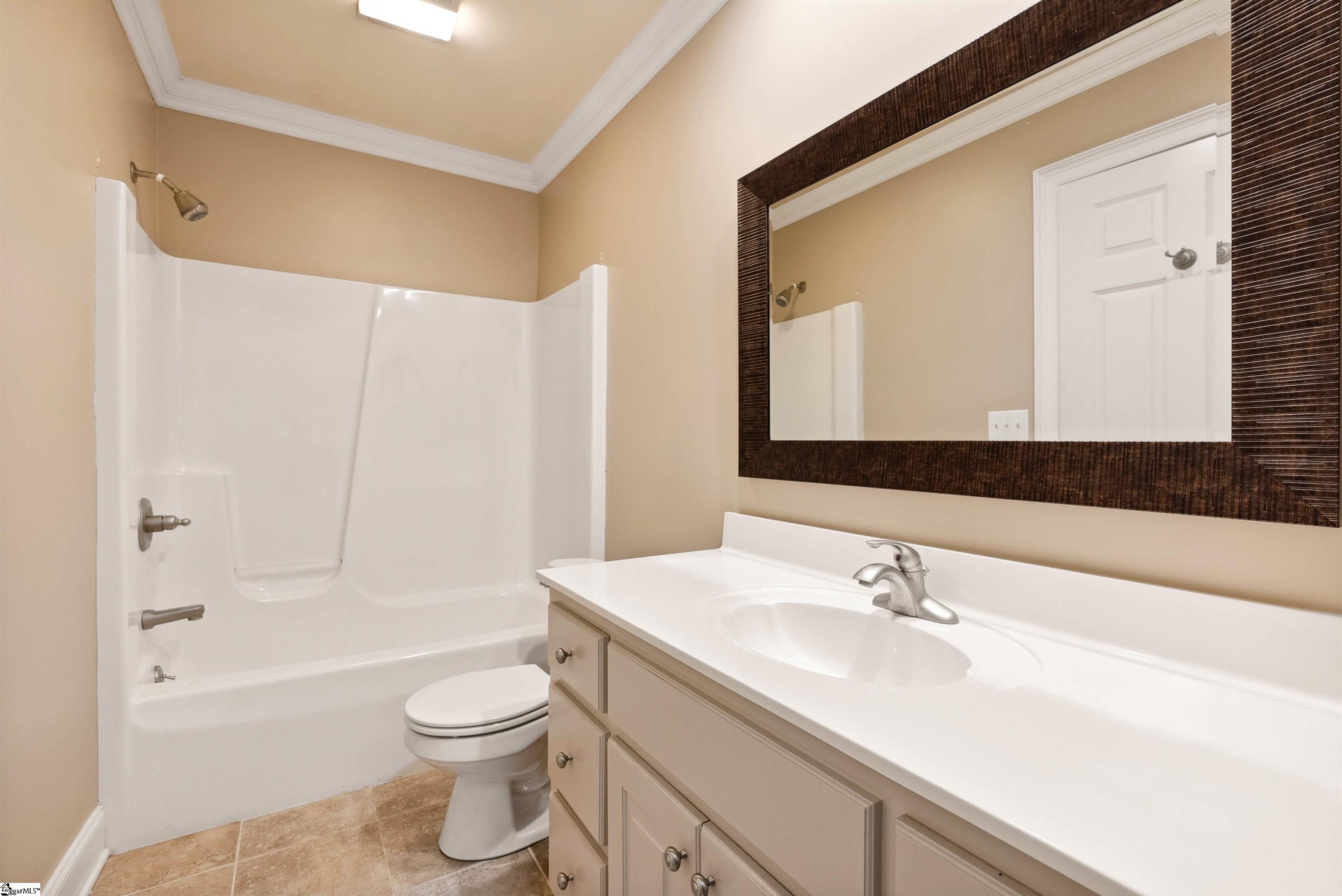 201 King Eider Way Taylors, SC 29687