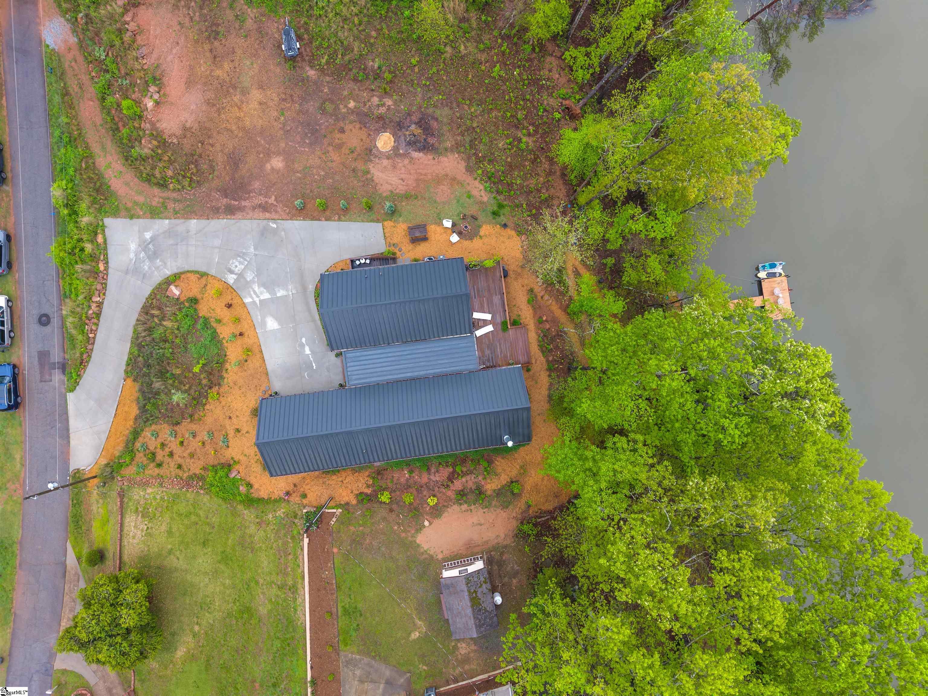 562 Club Drive Greenville, SC 29611