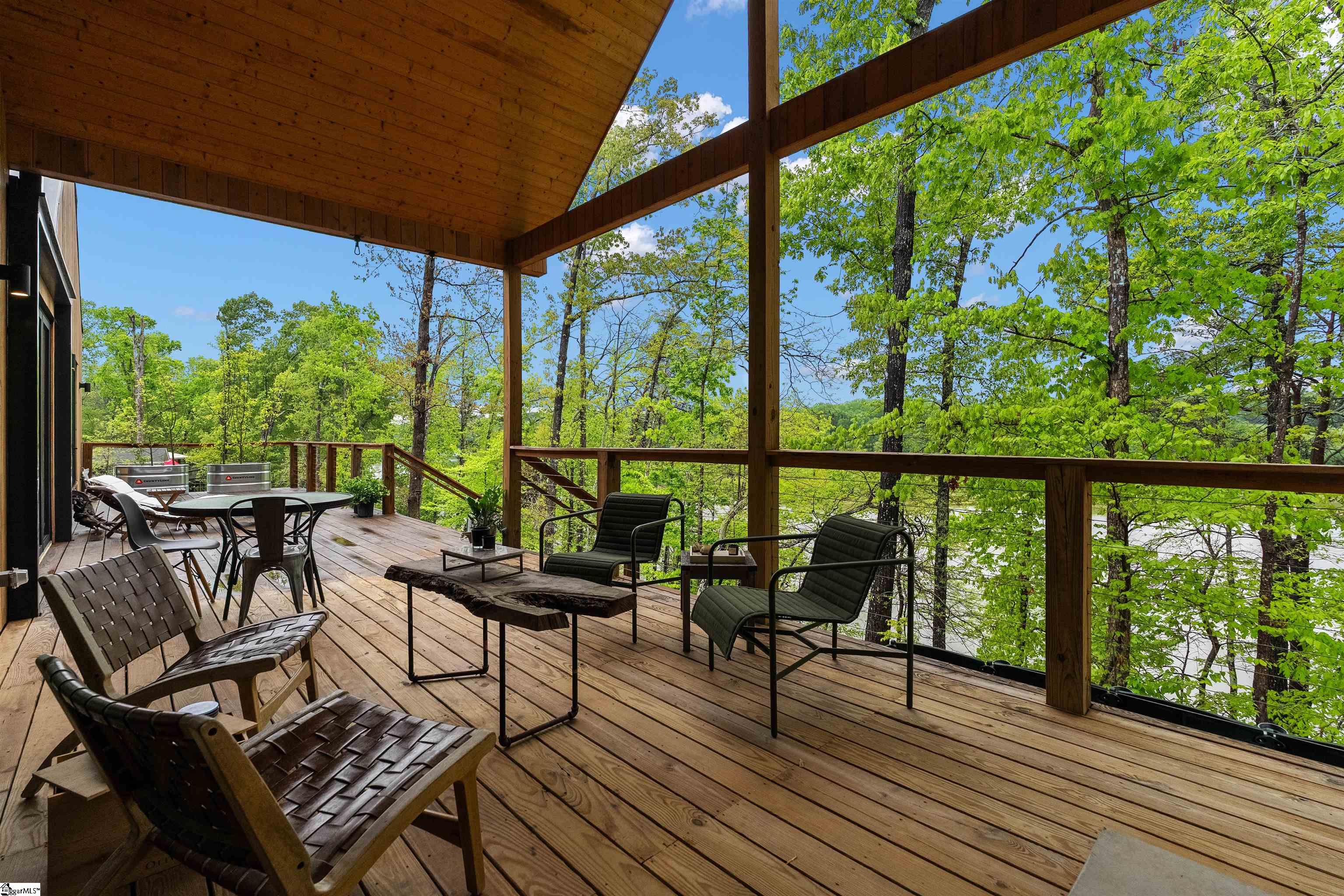 562 Club Drive Greenville, SC 29611