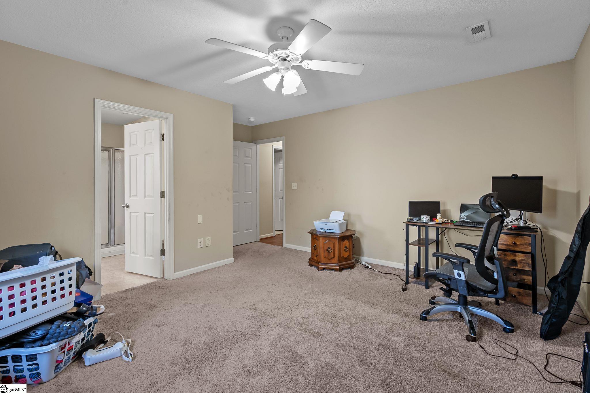 113 Glastonbury Drive Greer, SC 29651