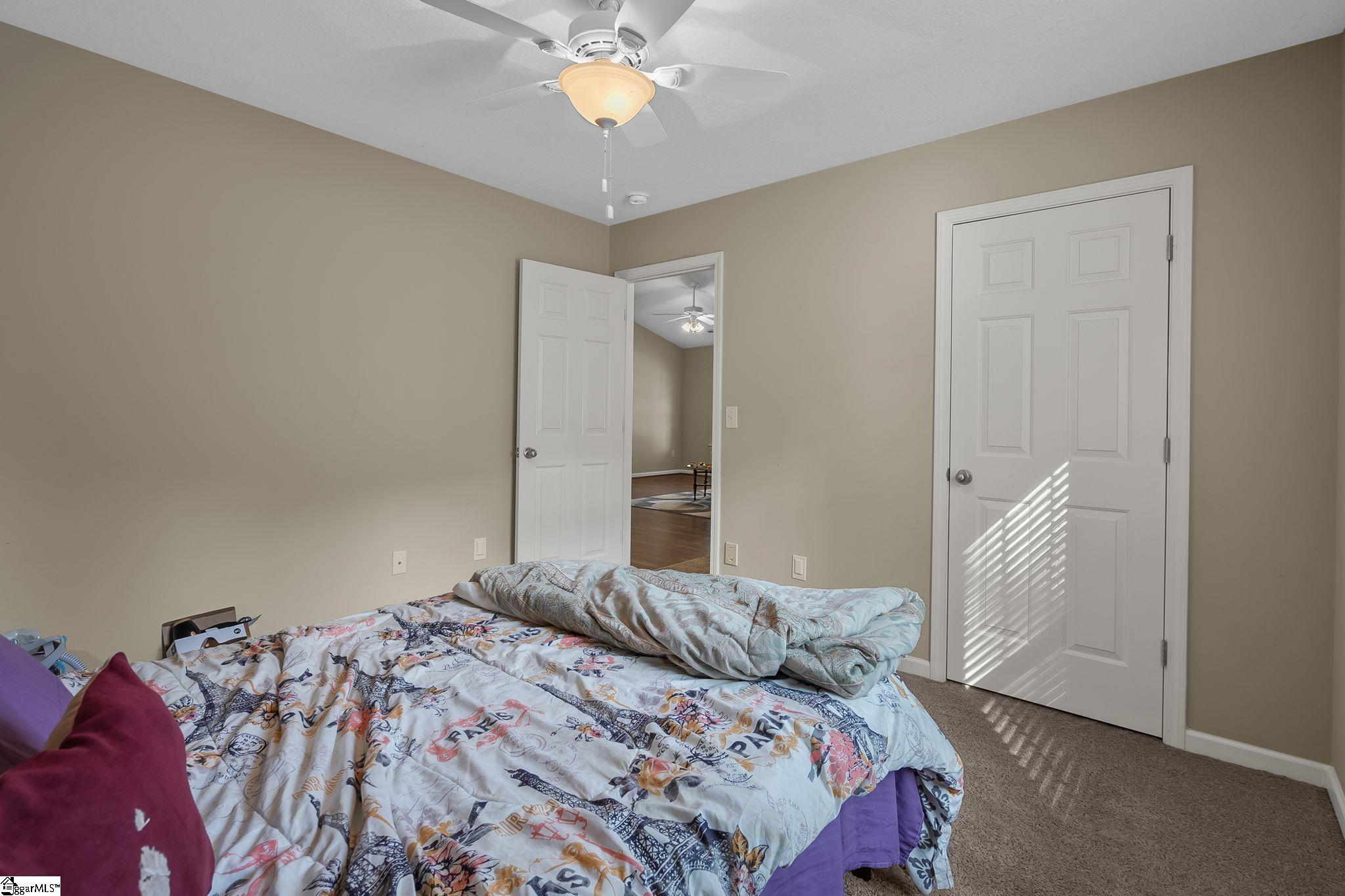 113 Glastonbury Drive Greer, SC 29651