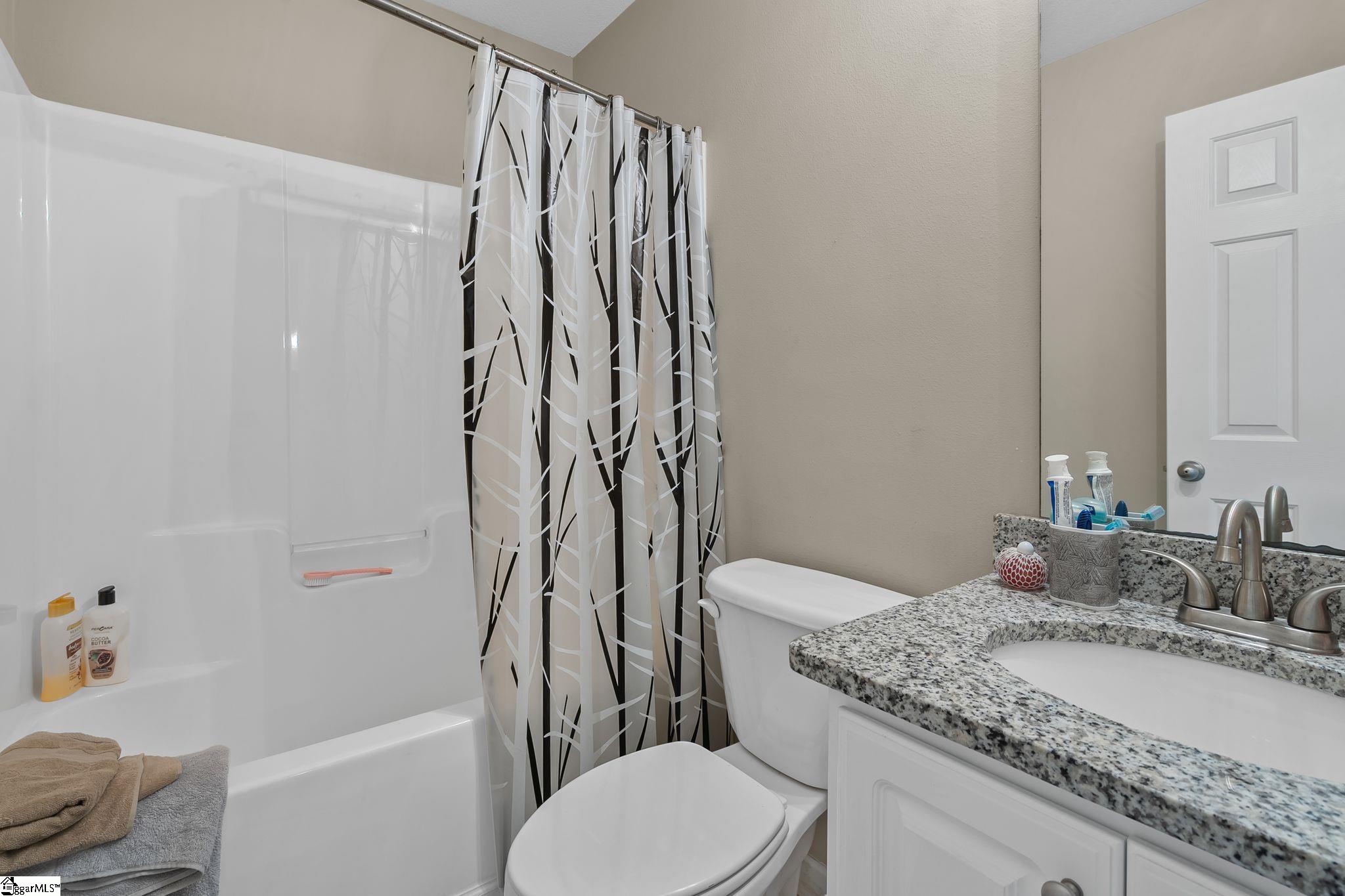 113 Glastonbury Drive Greer, SC 29651