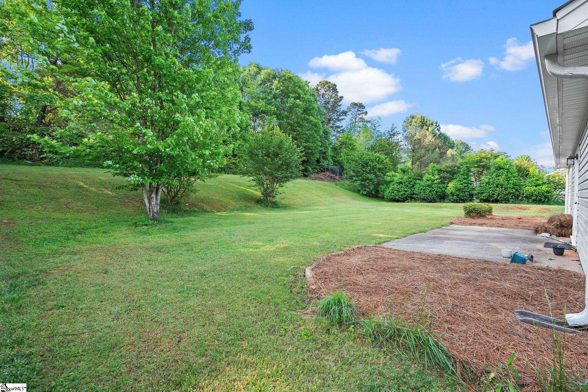 113 Glastonbury Drive Greer, SC 29651