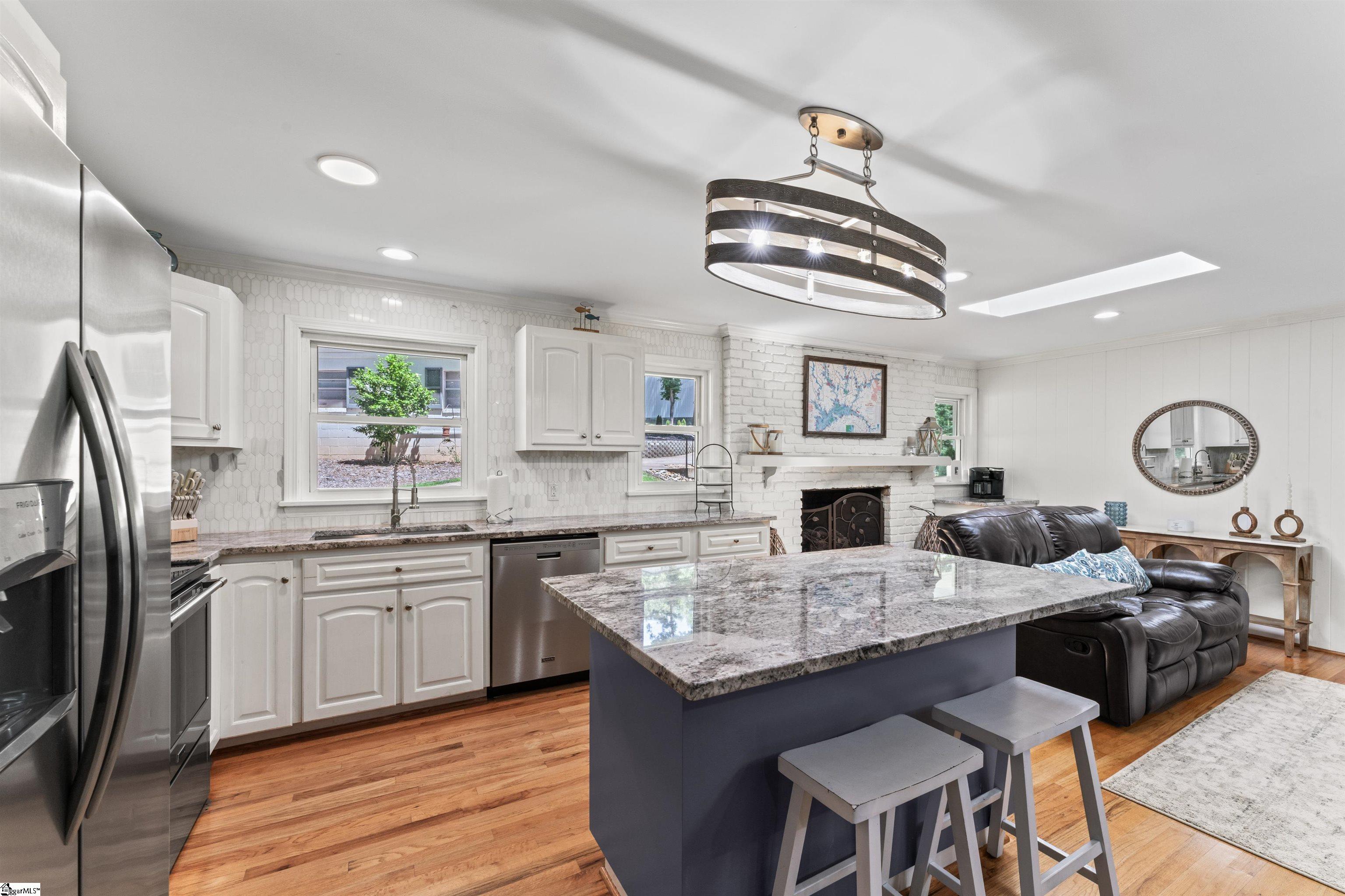 107 Paradise Lane Anderson, SC 29625