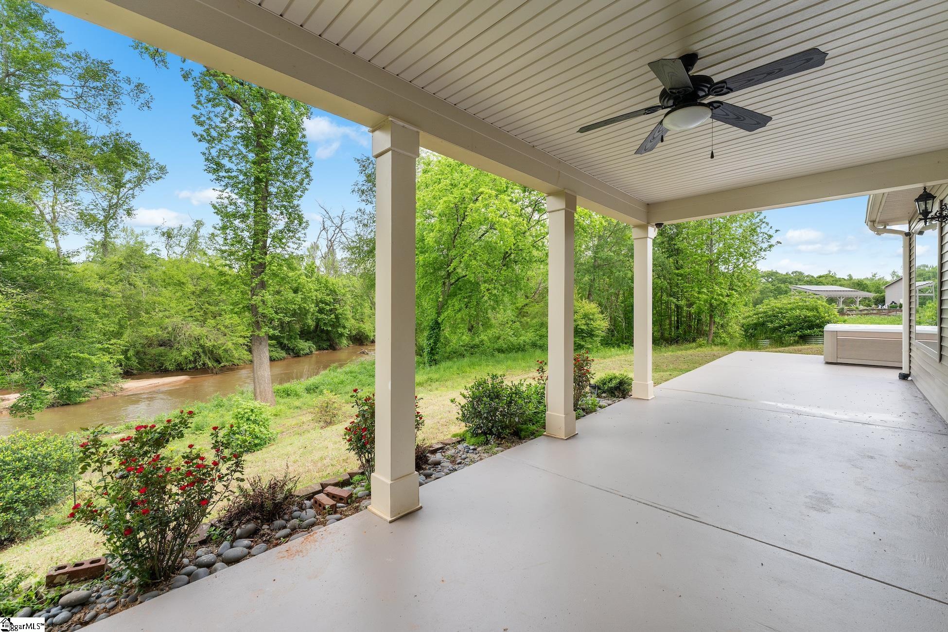 136 Modesto Lane Simpsonville, SC 29681