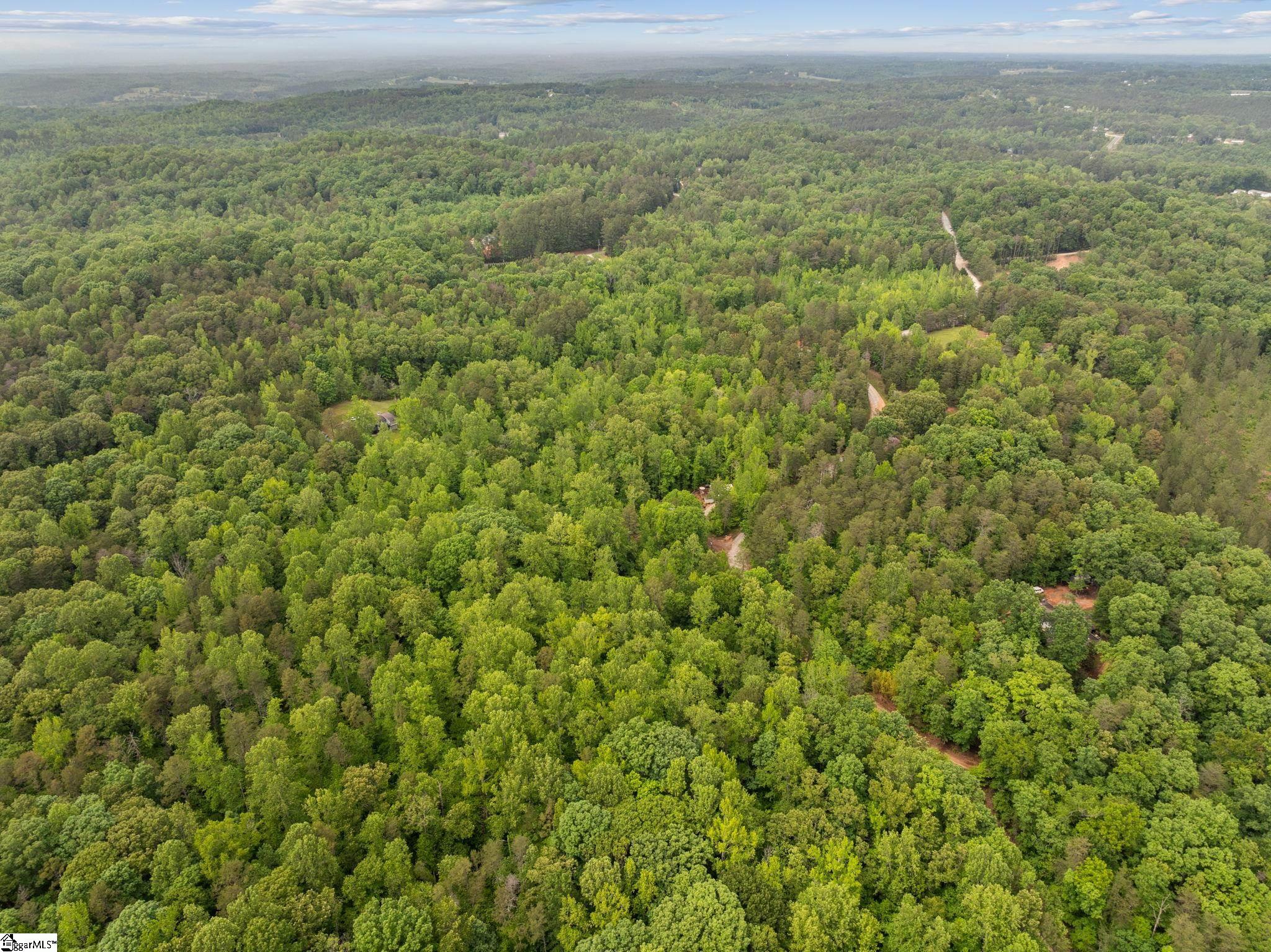 128 Sweetbriar Trail Westminster, SC 29693