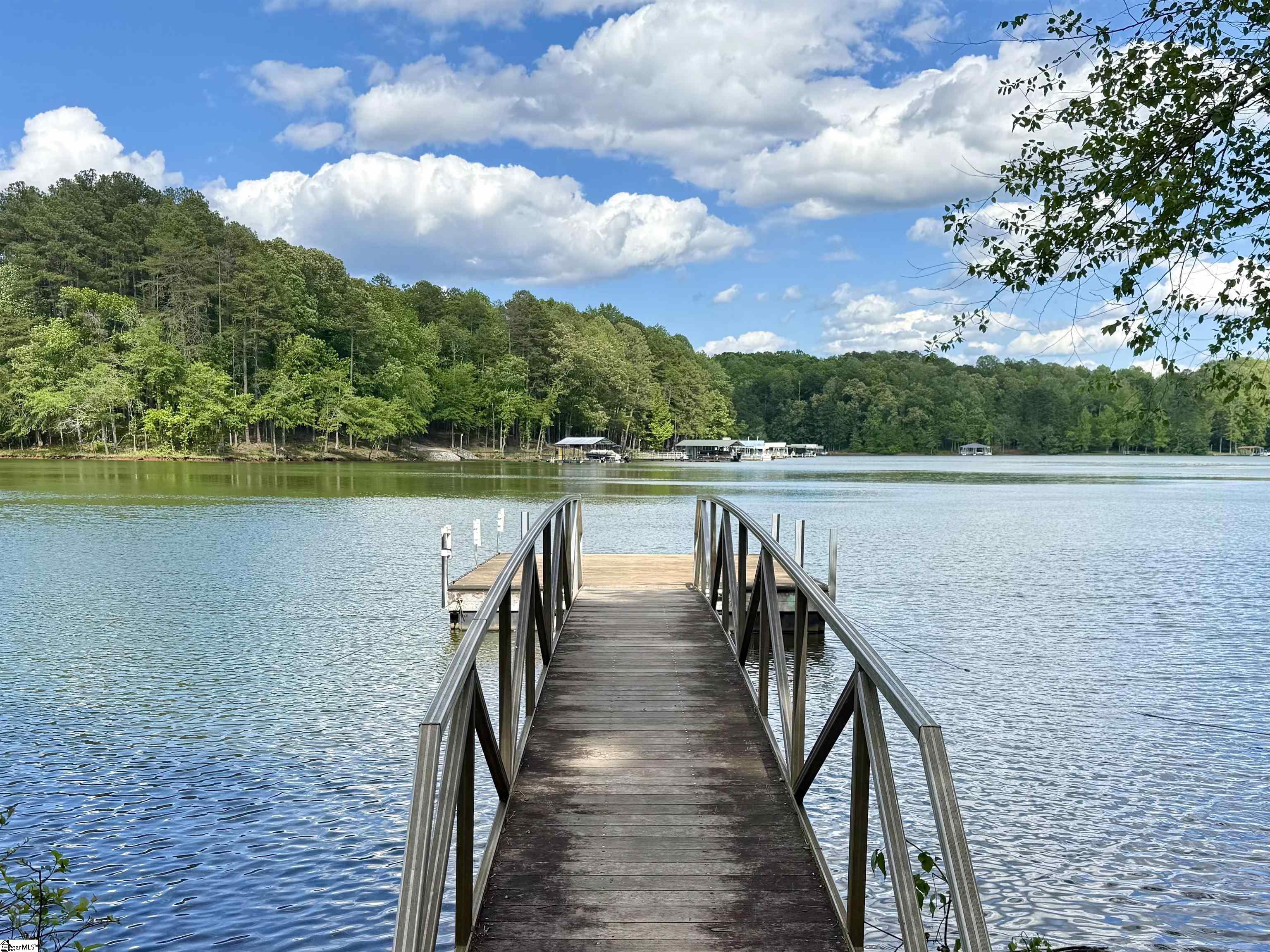 128 Sweetbriar Trail Westminster, SC 29693