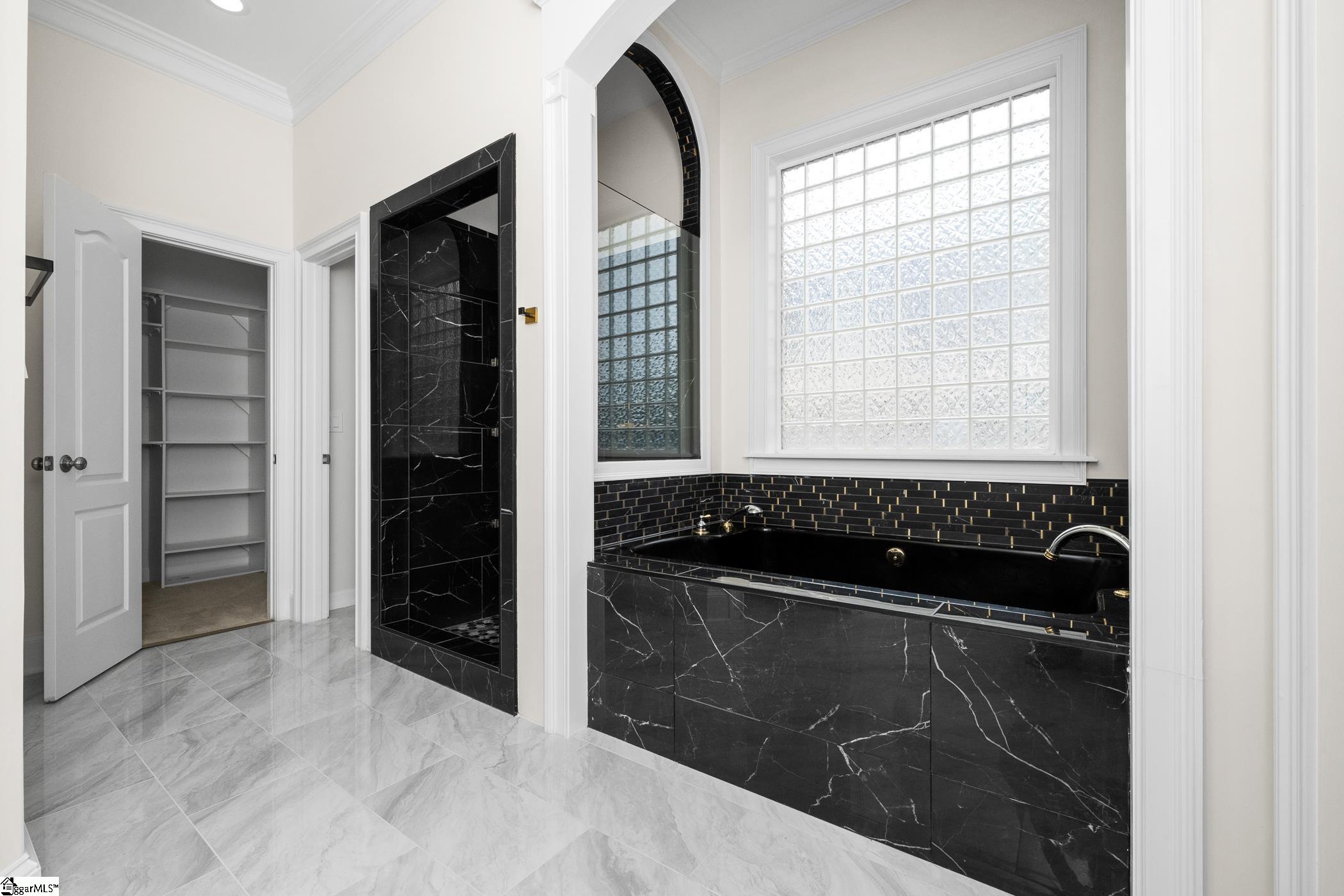 101 Norman Place Greenville, SC 29615