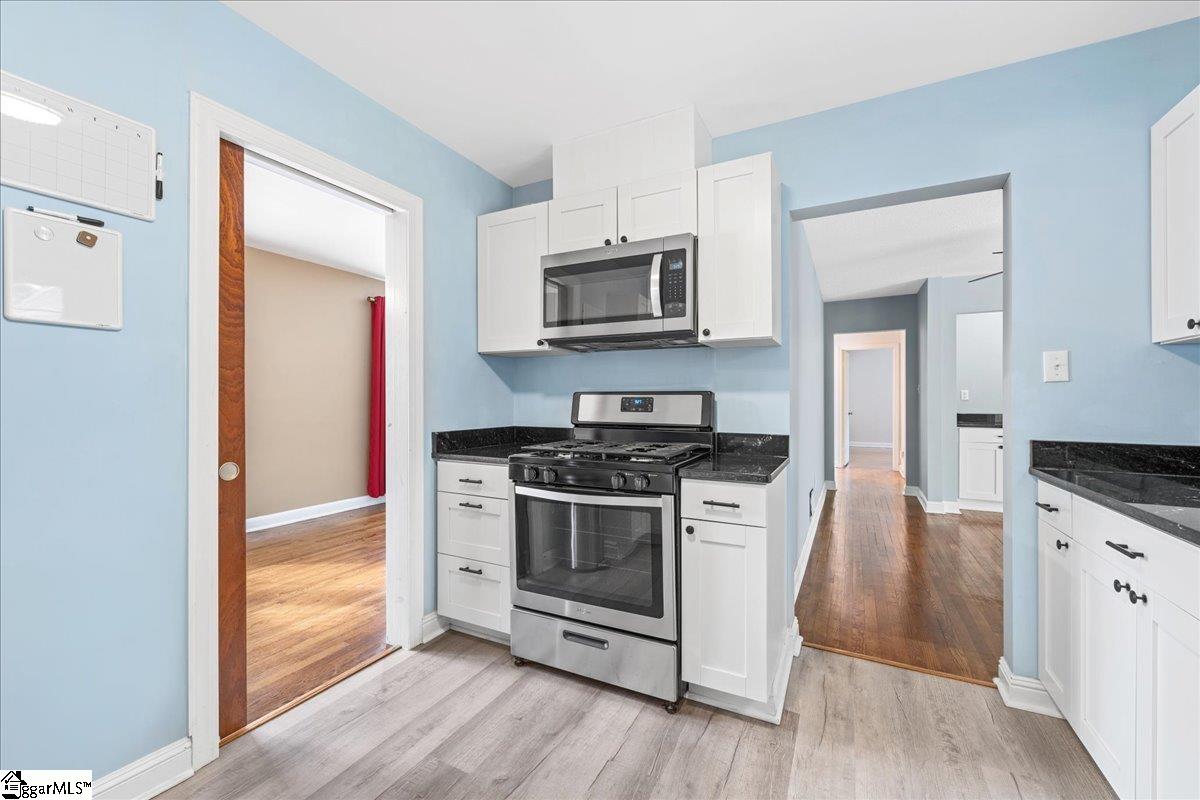 222 Woodview Avenue Spartanburg, SC 29306