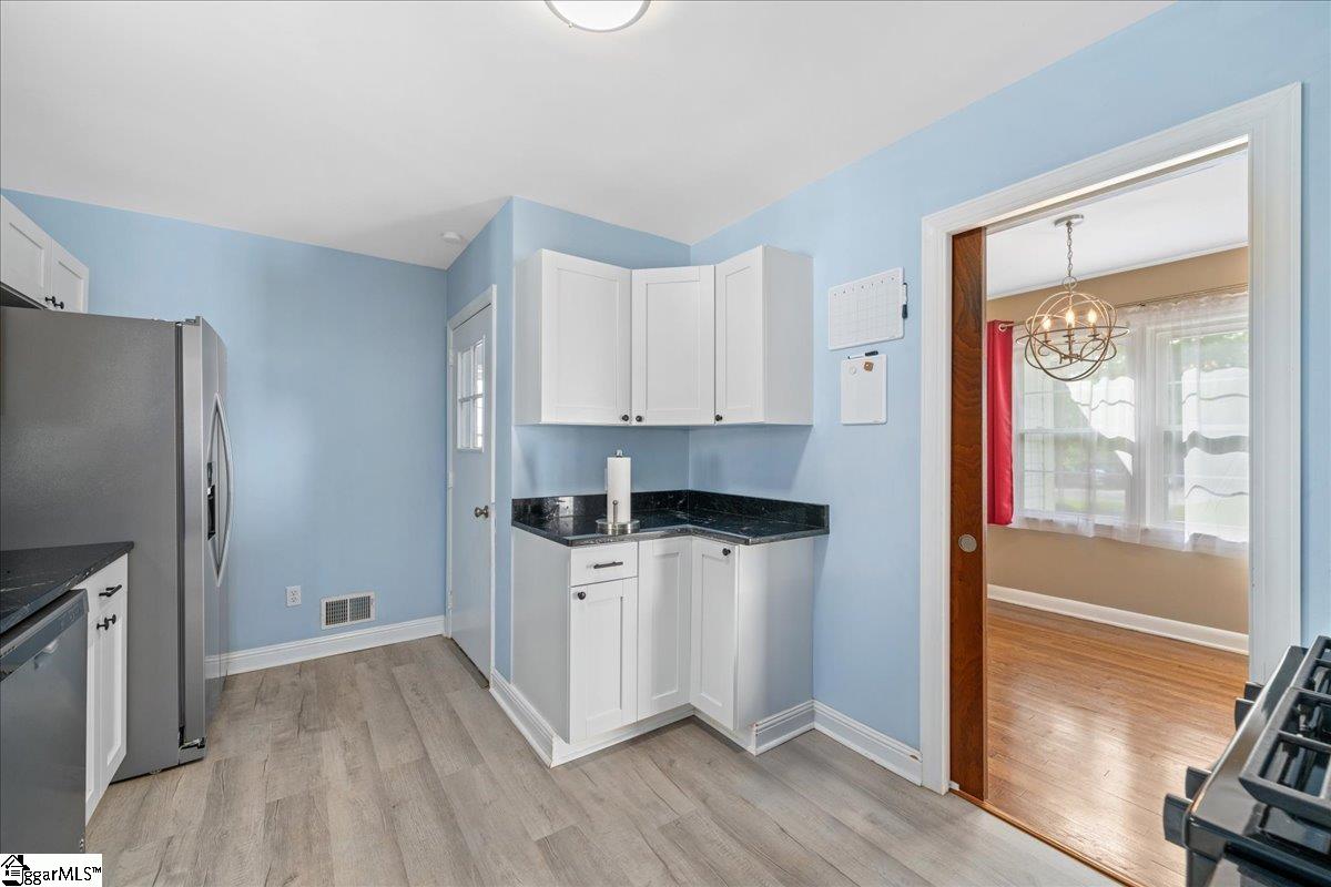 222 Woodview Avenue Spartanburg, SC 29306