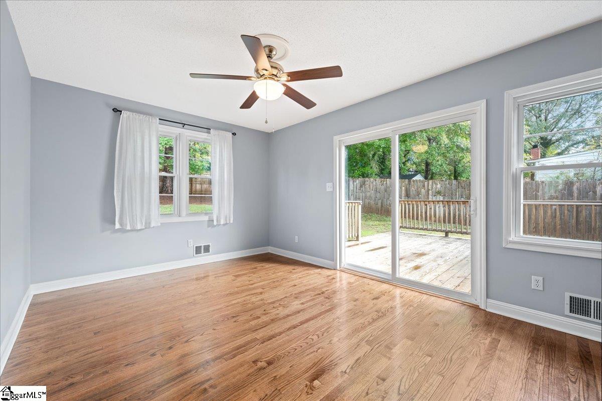 222 Woodview Avenue Spartanburg, SC 29306