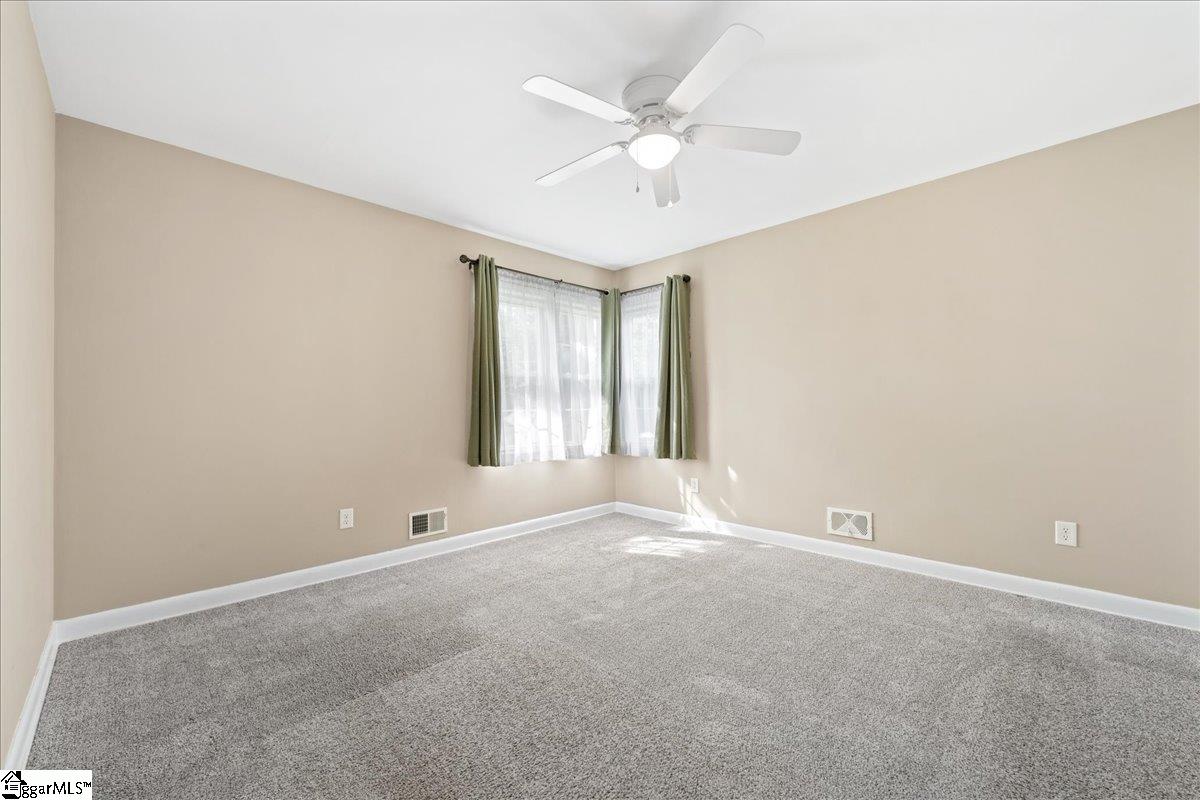 222 Woodview Avenue Spartanburg, SC 29306