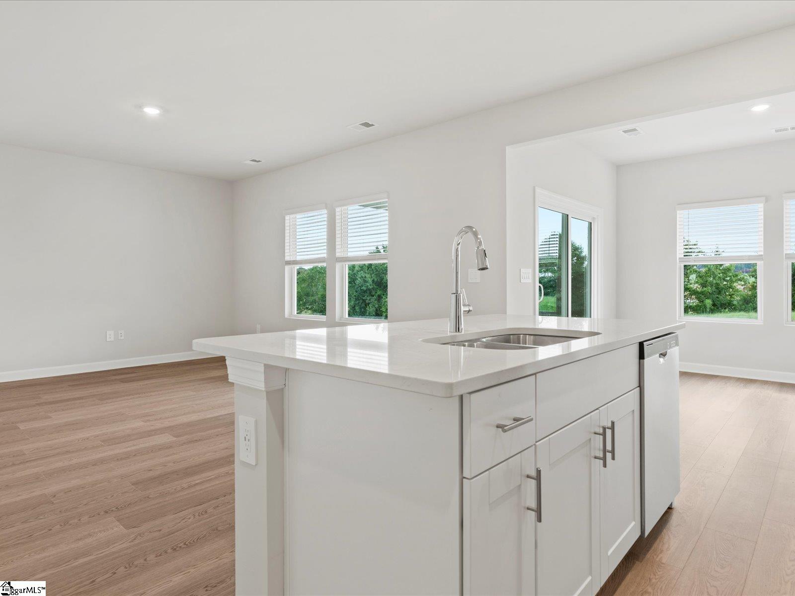 711 Whitebark Drive Pendelton, SC 29670