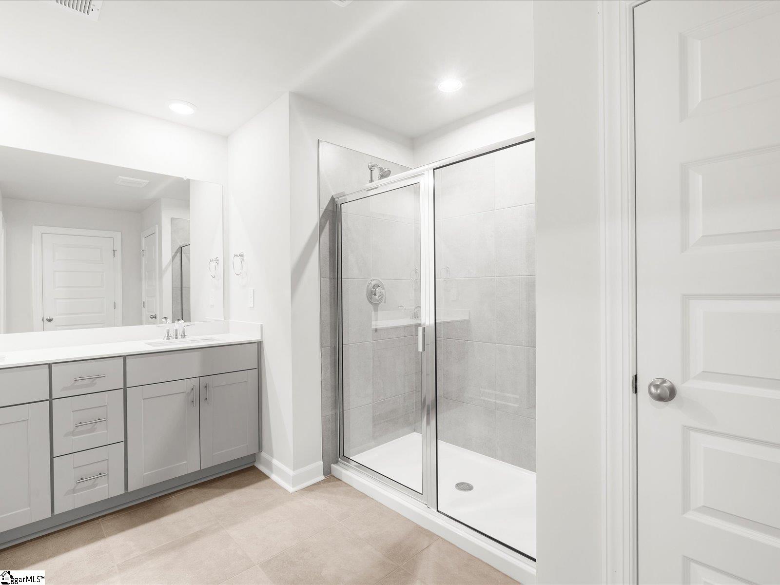 709 Whitebark Drive Pendelton, SC 29670