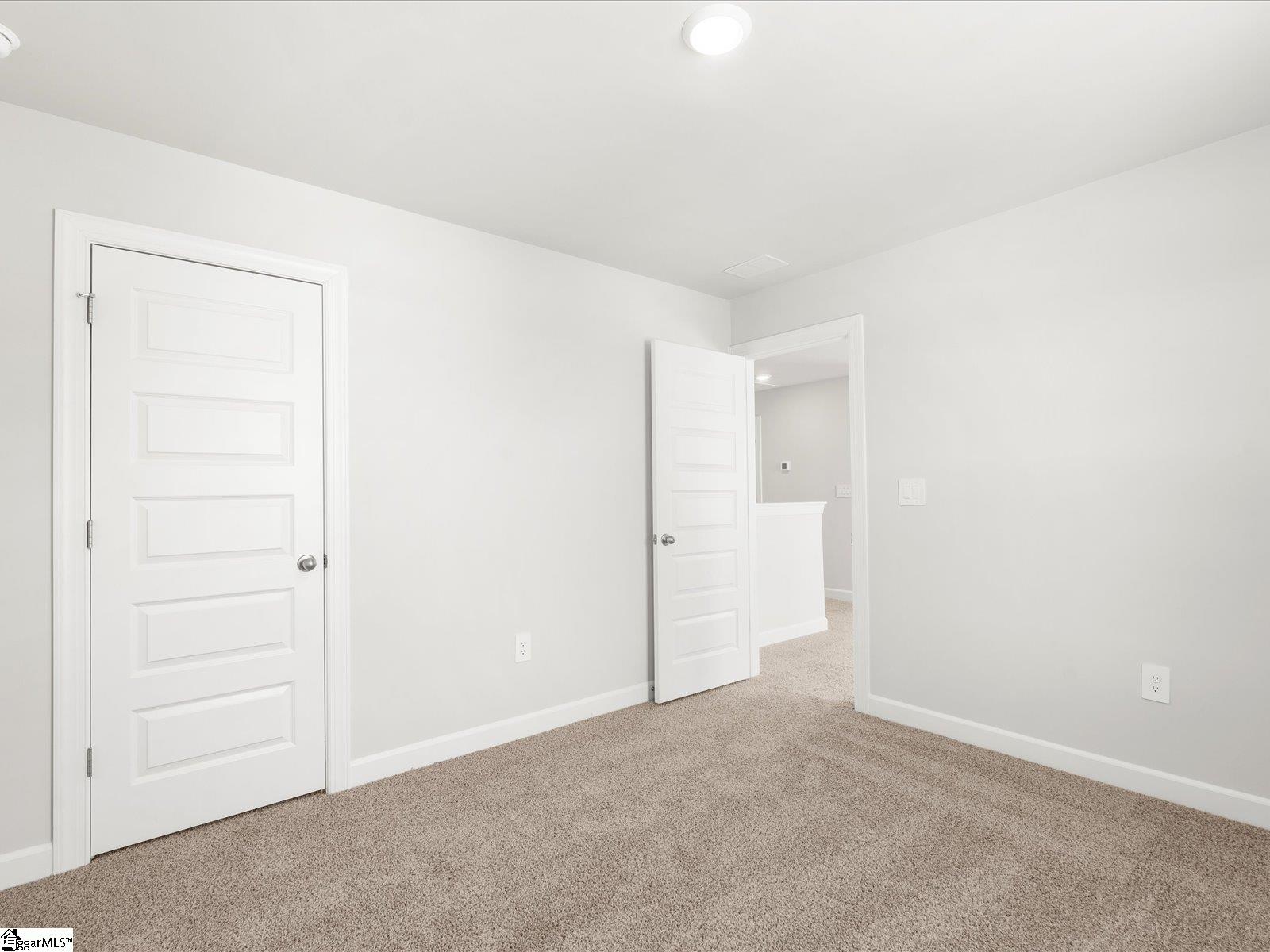 709 Whitebark Drive Pendelton, SC 29670